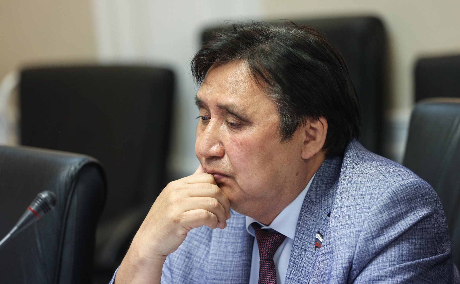 Александр Акимов