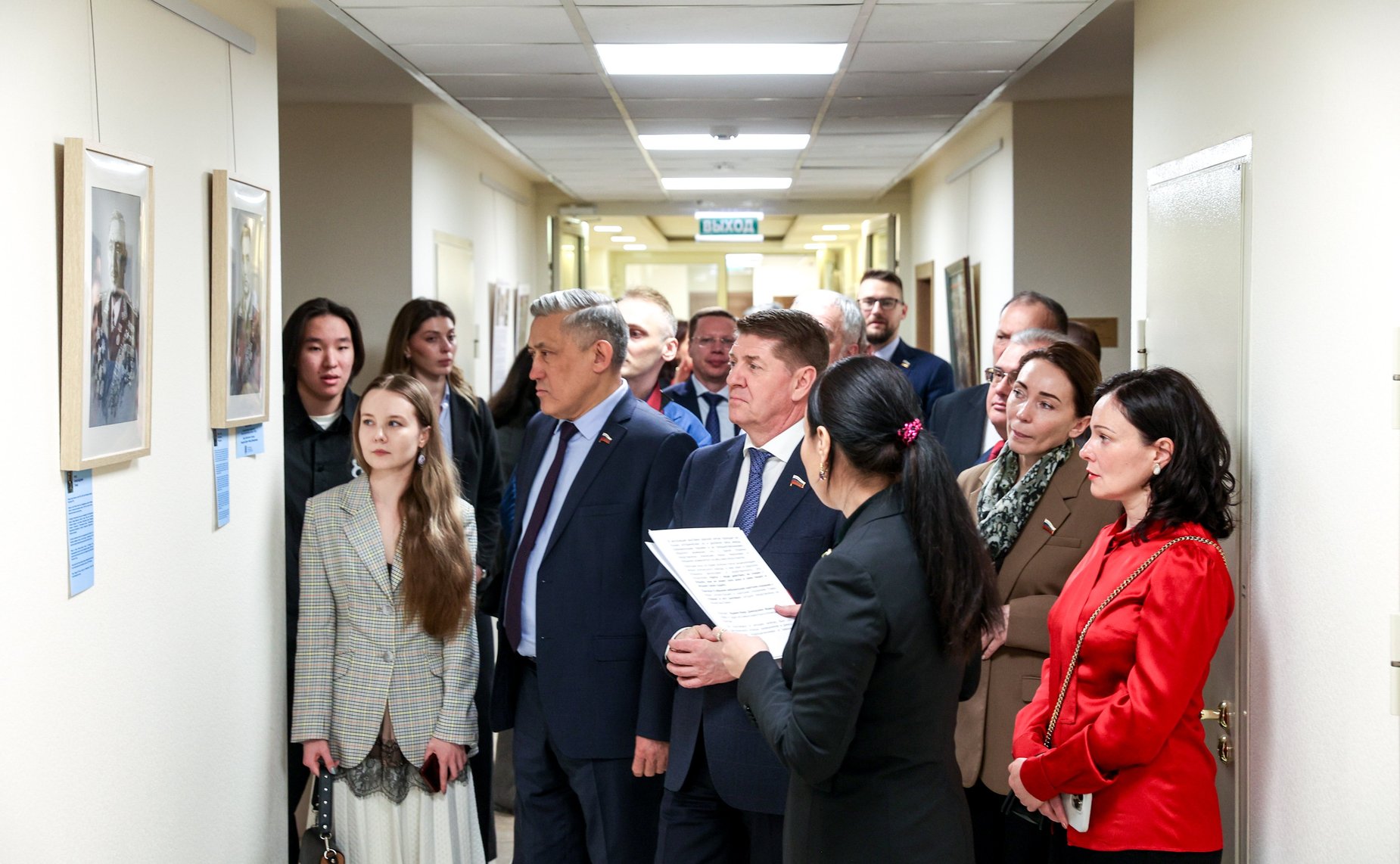 В Совете Федерации открылась выставка заслуженного художника РФ и РСО-Алания Виктора Цаллагова проекта «Лики Братства»