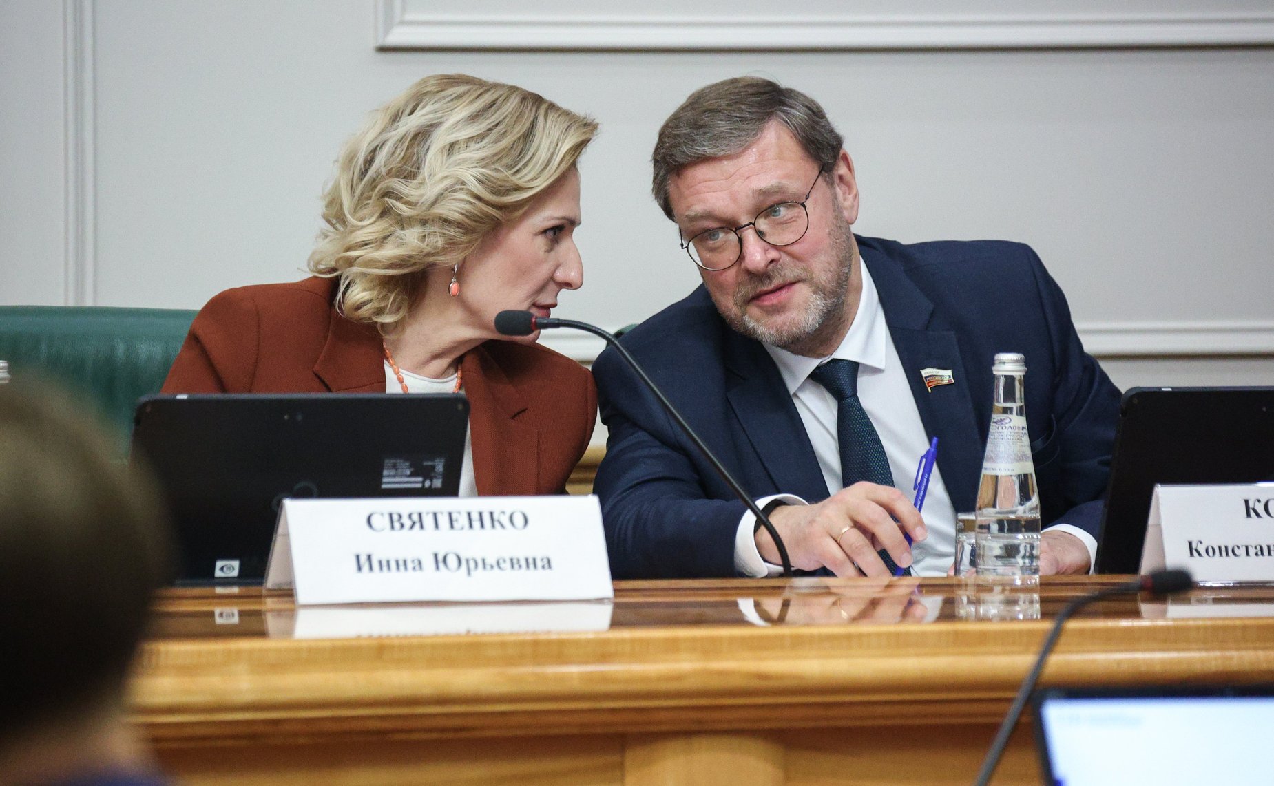 Встреча сенаторов Российской Федерации с Министром юстиции РФ Константином Чуйченко в формате «Открытого диалога»