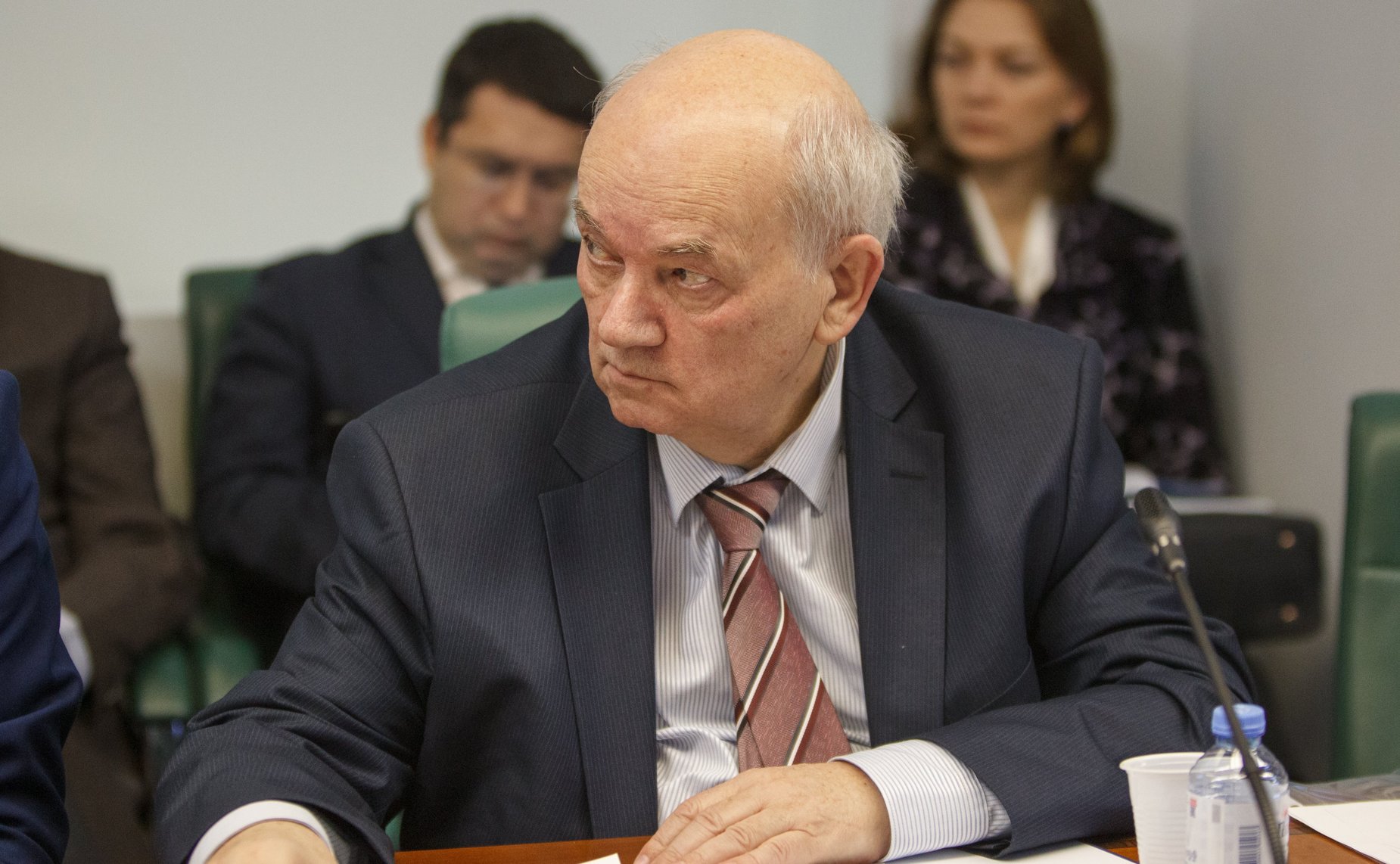 «Круглый стол» на тему «Об укреплении российской гражданской идентичности на основе духовно-нравственных ценностей народов РФ, исторических и национально-культурных традиций»