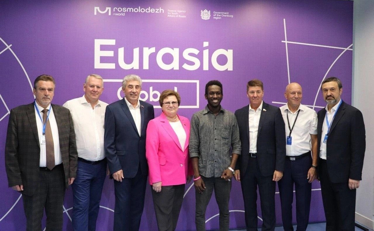 Андрей Шевченко в ходе работы в регионе принял участие в работе VIII Международного форума «Евразия Global»