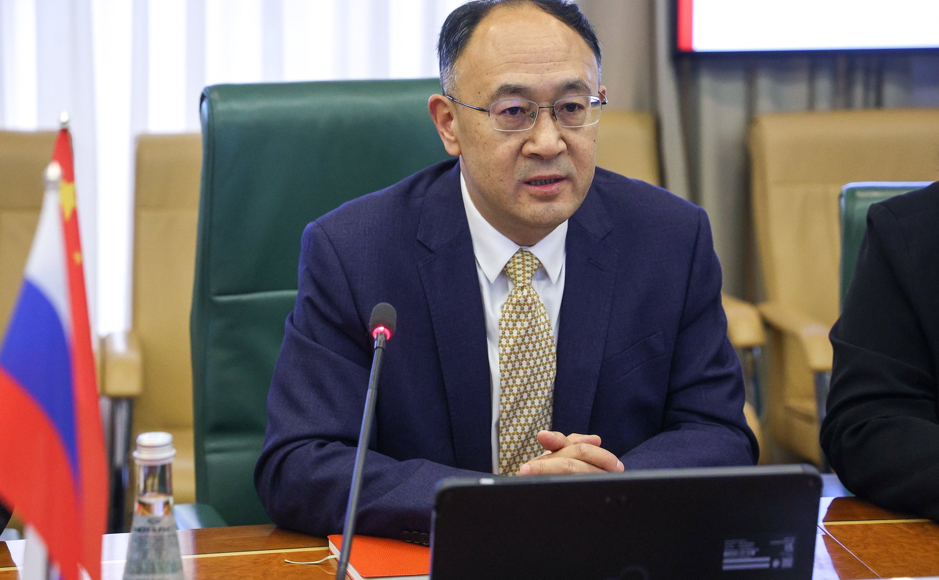 Олег Голов провел встречу с председателем Рабочей комиссии по делам представителей Постоянного комитета Всекитайского собрания народных представителей Китайской Народной Республики