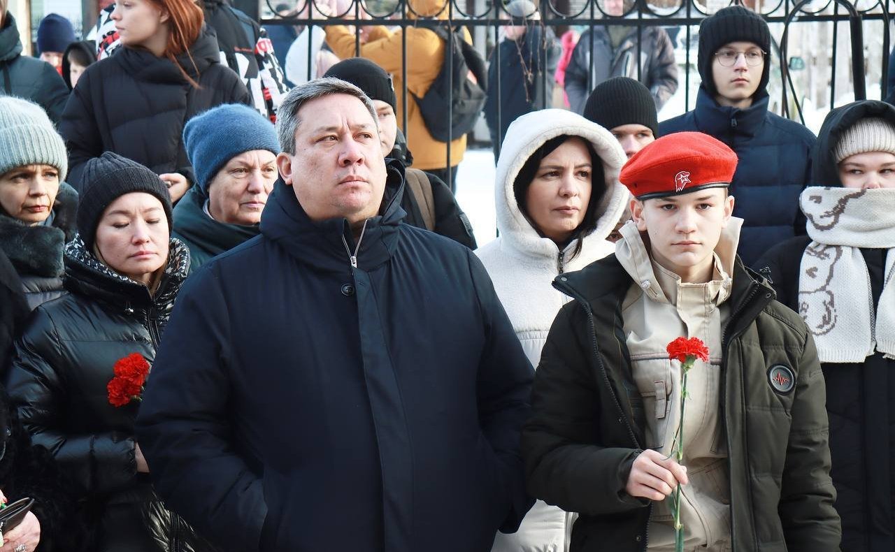 Владимир Полетаев открыл мемориальные доски в память погибших участников СВО из Республики Алтай