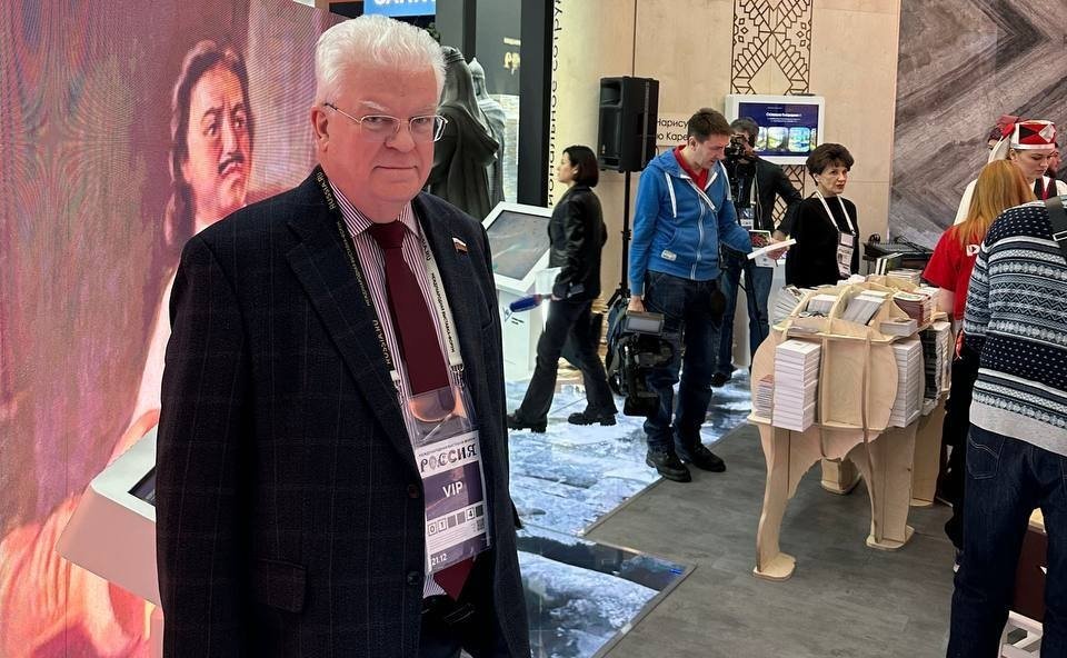 Владимир Чижов принял участие в открытии Дня Республики Карелия на Международной выставке-форуме «Россия» на ВДНХ