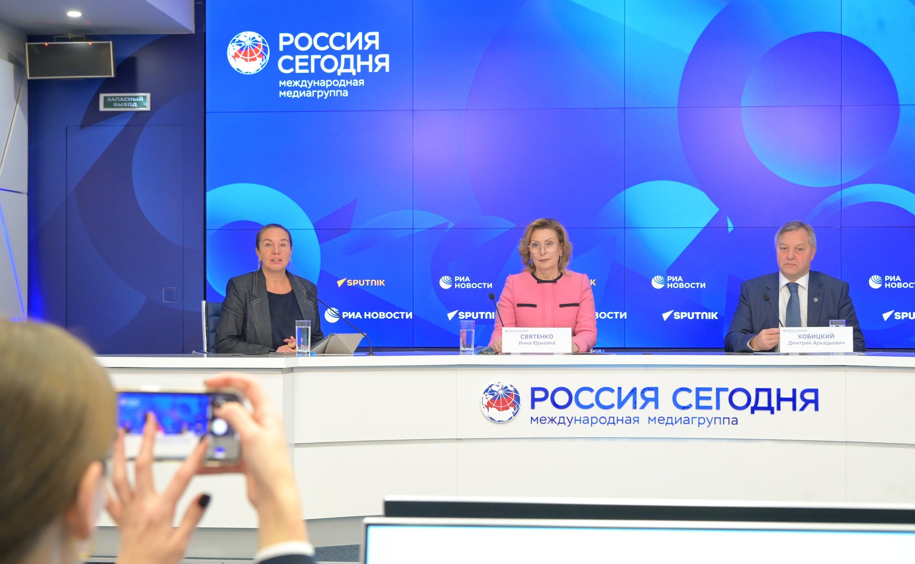 Пресс-конференция о законодательной поддержке российской легкой промышленности и развитии креативных (творческих) индустрий