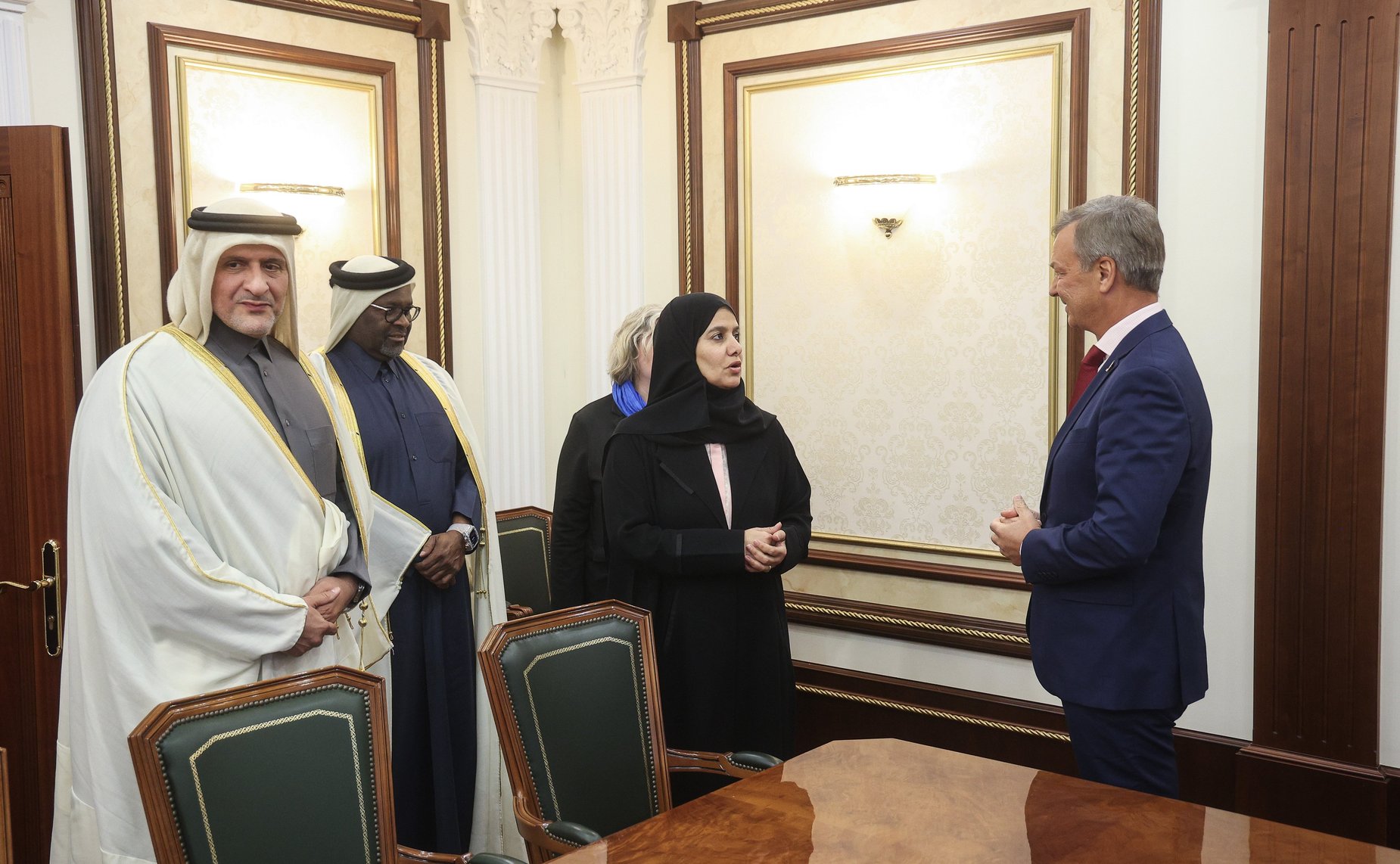 Первый заместитель Председателя Совета Федерации Андрей Яцкин провел встречу с заместителем Председателя Консультативного Совета Государства Катар Хамдой Аль-Сулейти