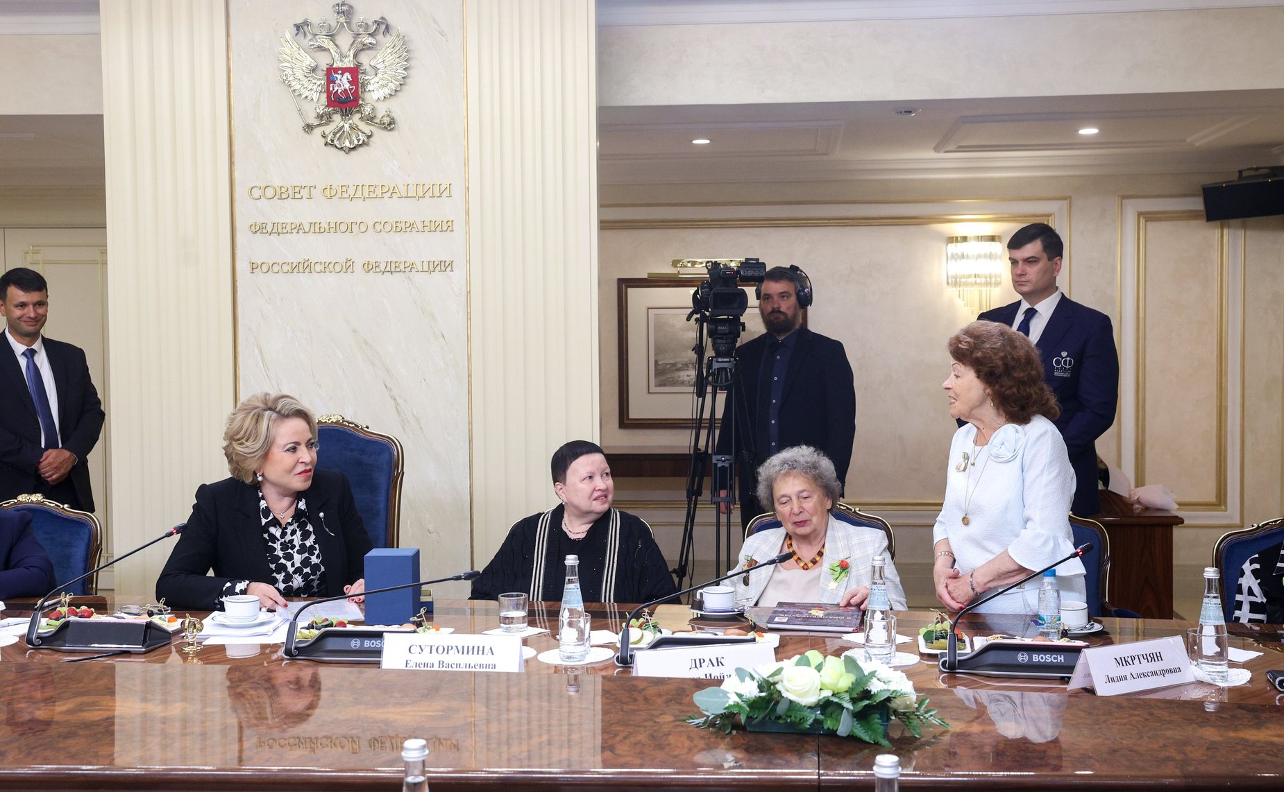 Встреча Председателя Совета Федерации Валентины Матвиенко с делегацией общества «Жители блокадного Ленинграда» Санкт-Петербурга