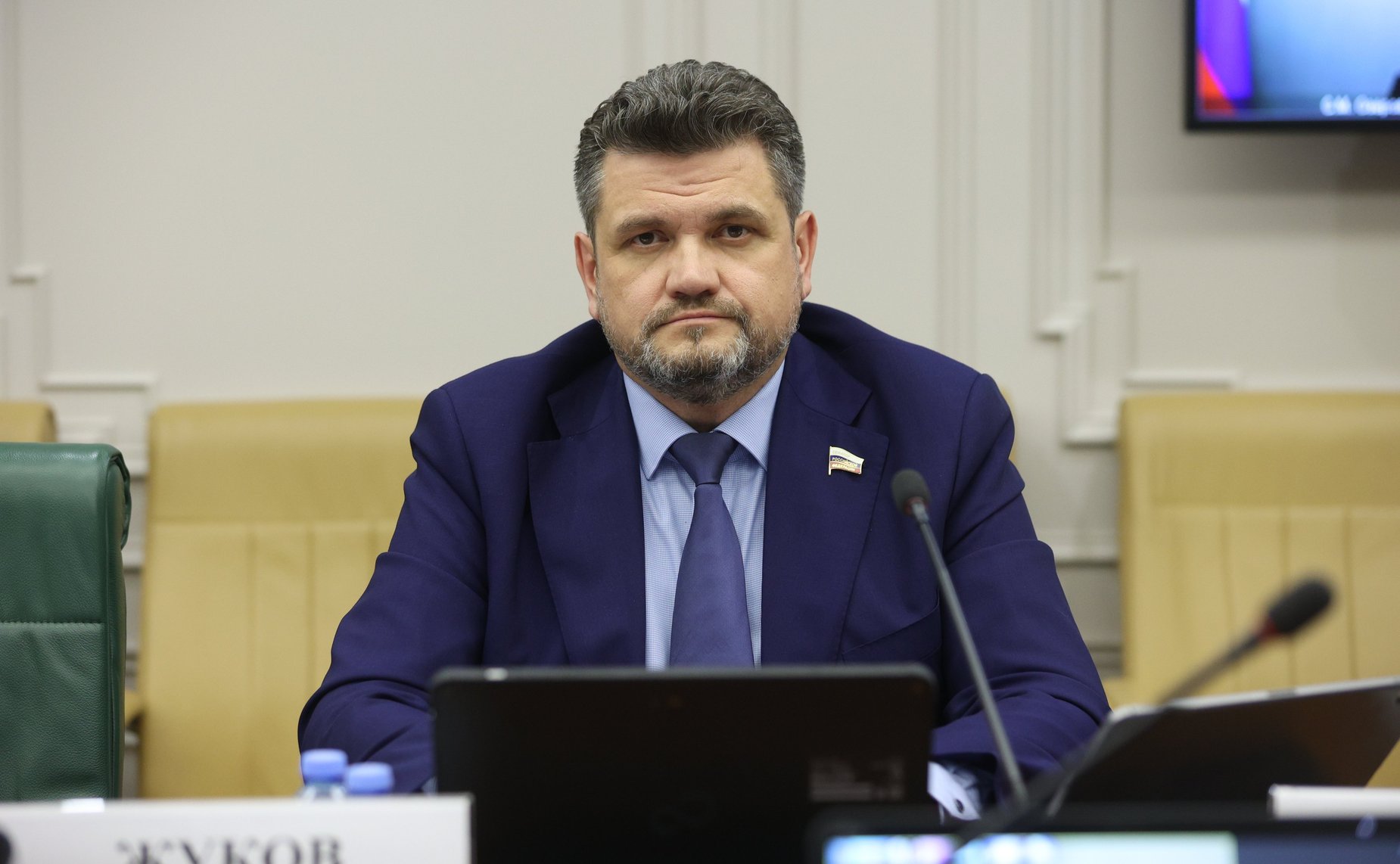 Александр Жуков