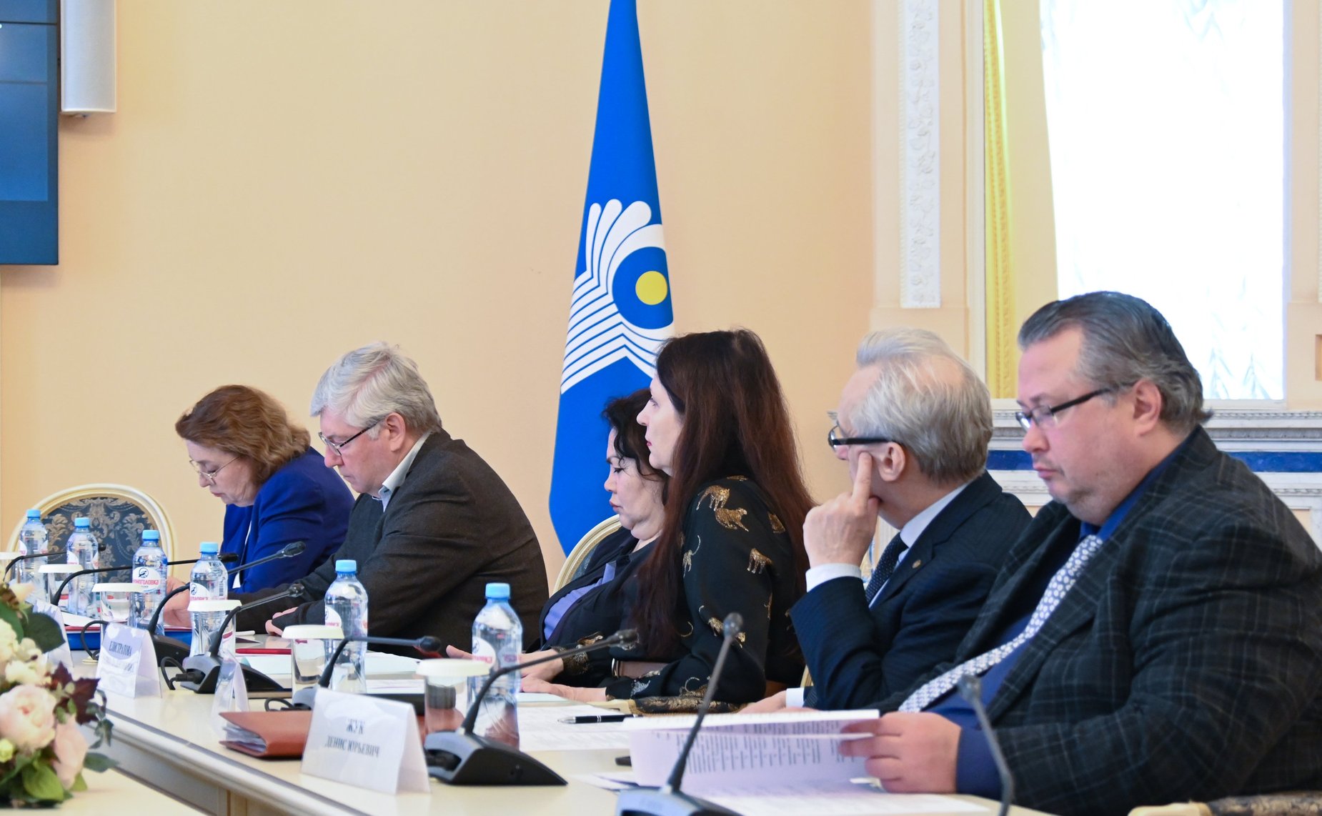 Участие сенаторов в заседании рабочей группы МПА СНГ по подготовке модельного закона «О платформенной занятости»