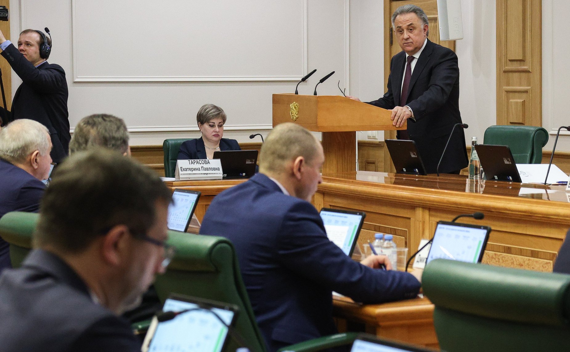 В Совете Федерации состоялся «открытый диалог» с генеральным директором акционерного общества «ДОМ.РФ»