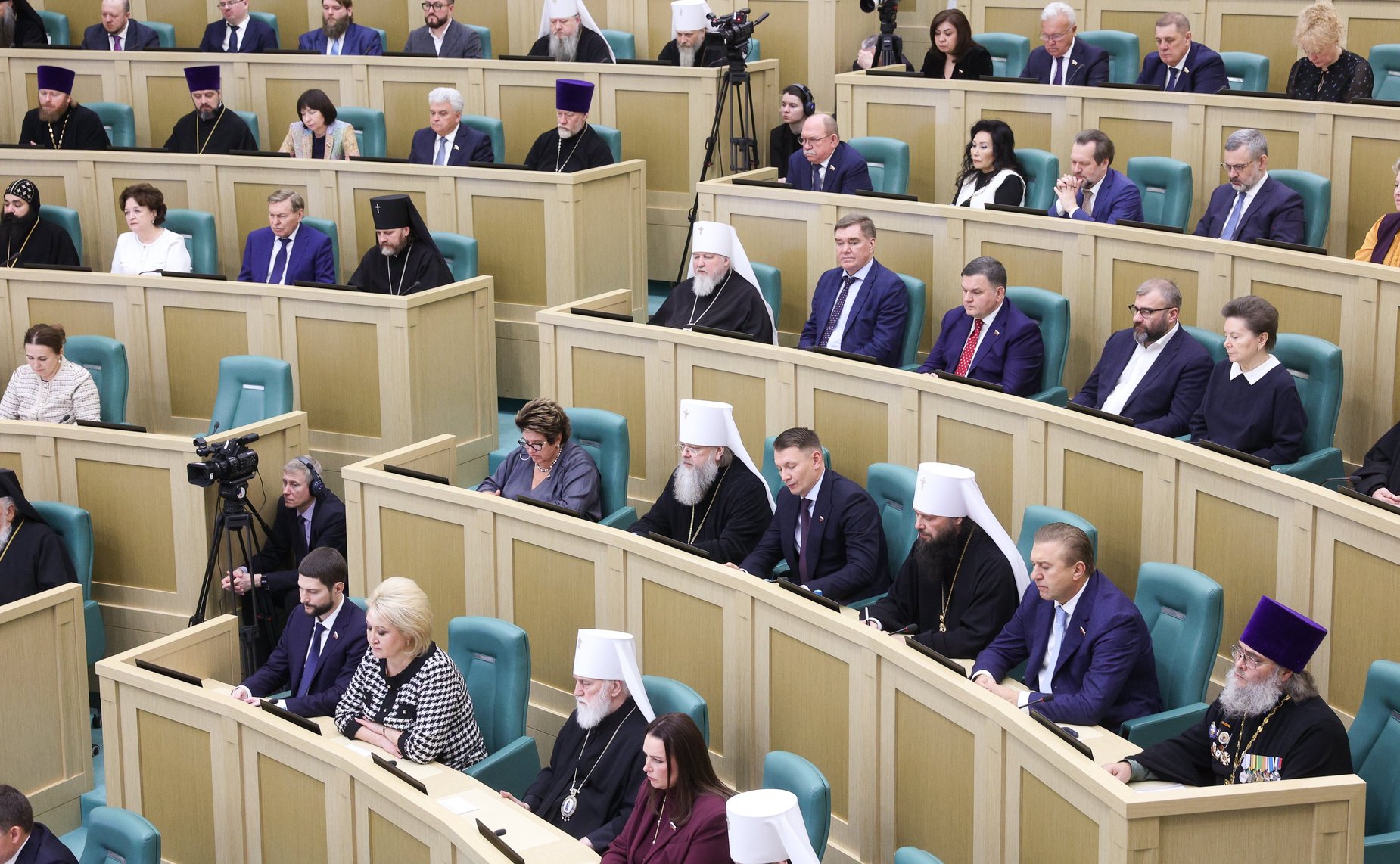 Пленарное заседание XIV Рождественских парламентских встреч