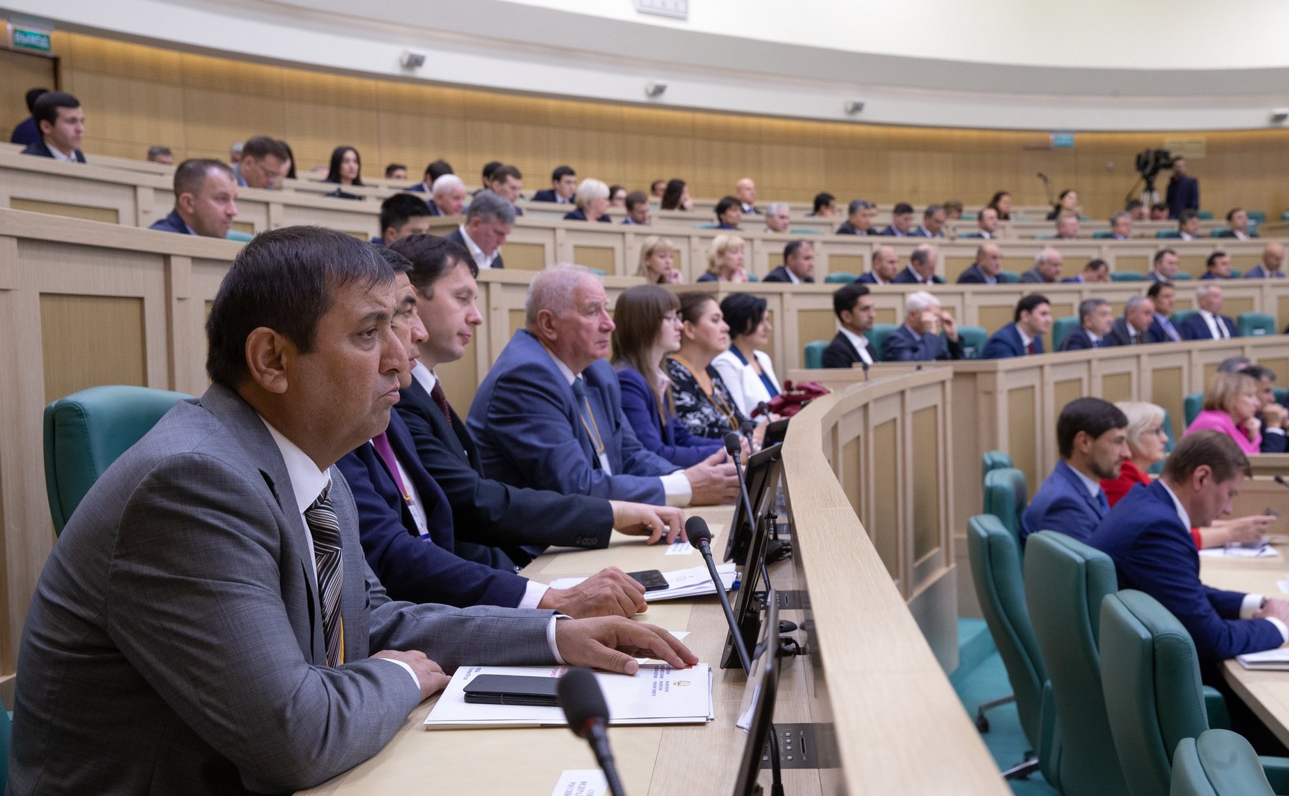 Пленарное заседание VI Межпарламентского форума Россия – Таджикистан