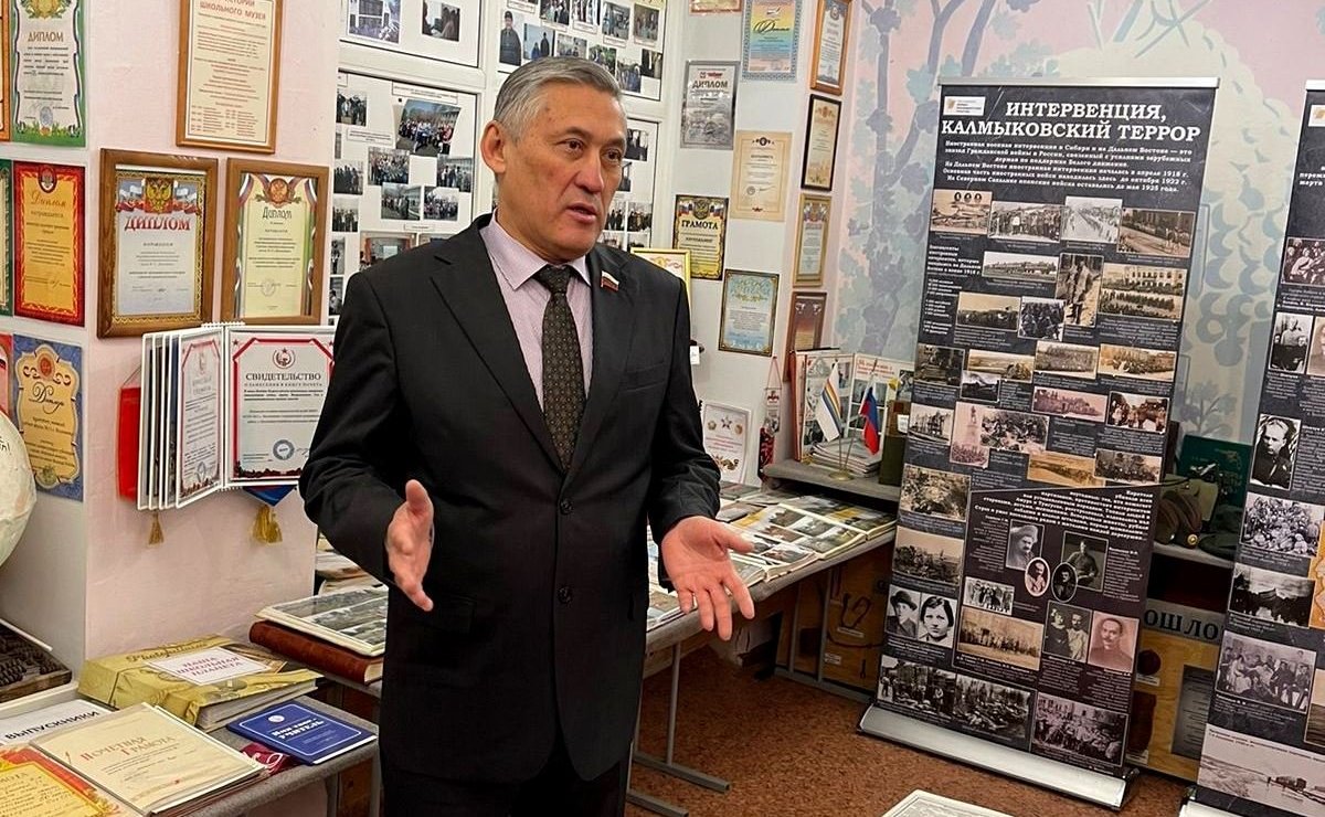 Юрий Валяев в ходе поездки в регион посетил мемориальный музейный комплекс «Волочаевское сражение»