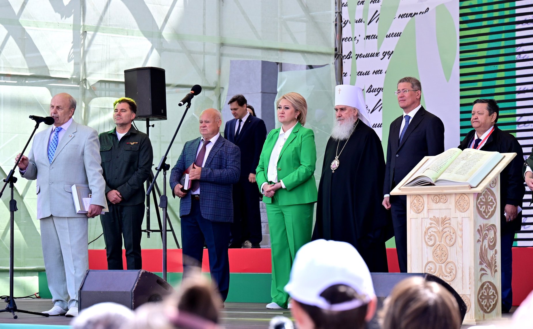 Председатель Комитета Совета Федерации по науке, образованию и культуре Лилия Гумерова приняла участие во II Международной книжной ярмарке «Китап-Байрам» в Уфе