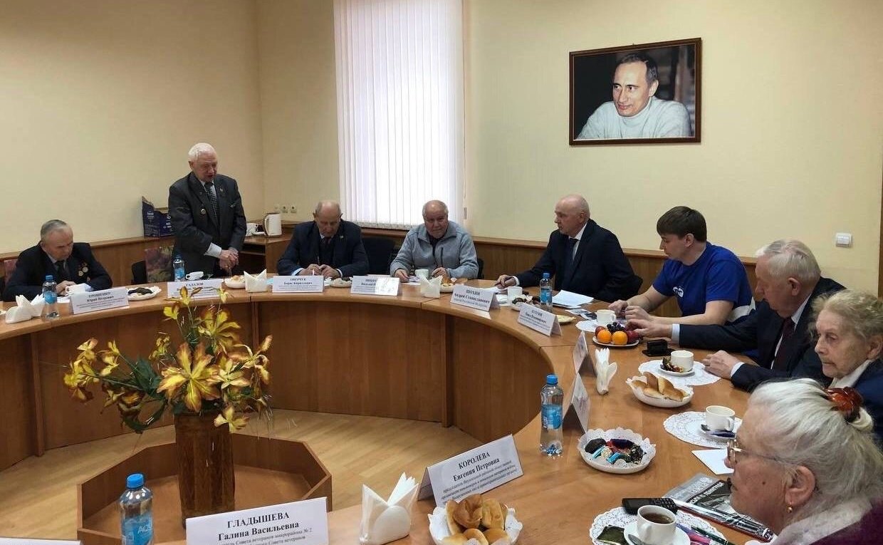 Андрей Шохин провел традиционную встречу с активистами города Владимира