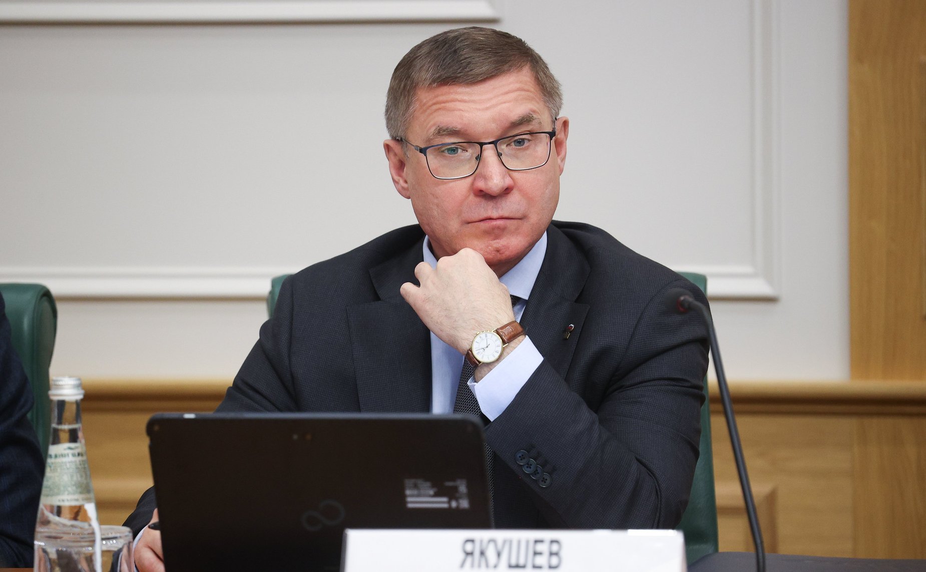 Владимир Якушев