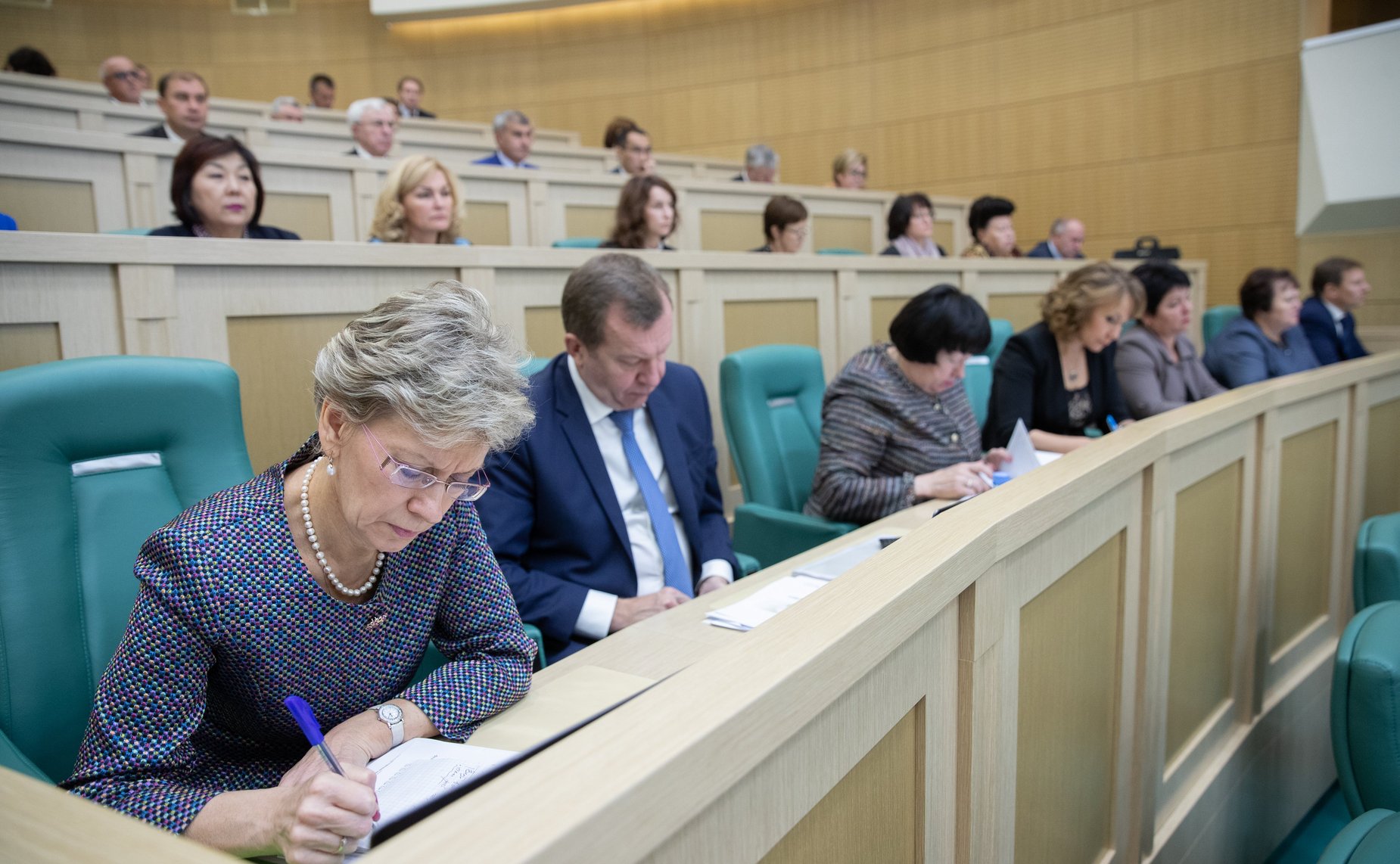 Парламентские слушания по обсуждению проекта бюджета на 2019 г. и на плановый период 2020 и 2021 гг