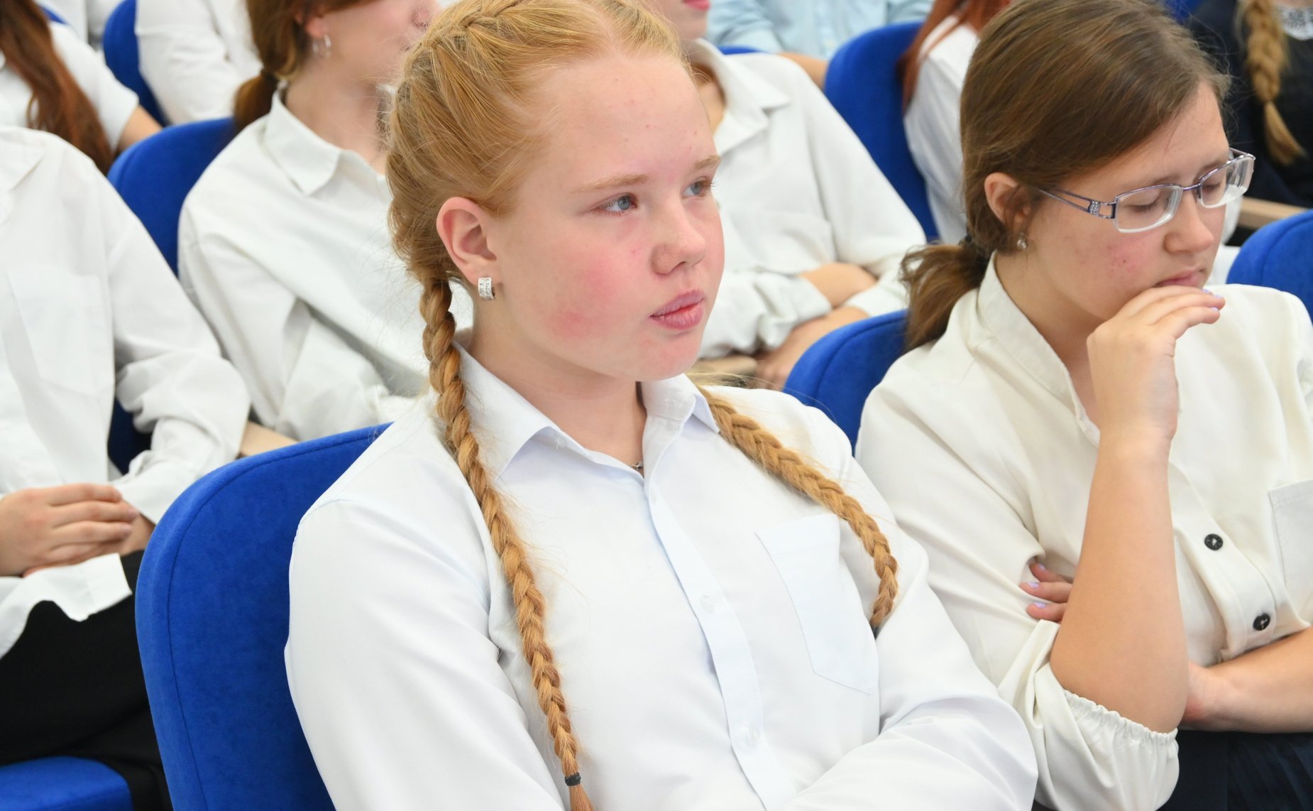 Елена Писарева открыла показ документального фильма М. Наумовой «Герои среди нас» в Великом Новгороде