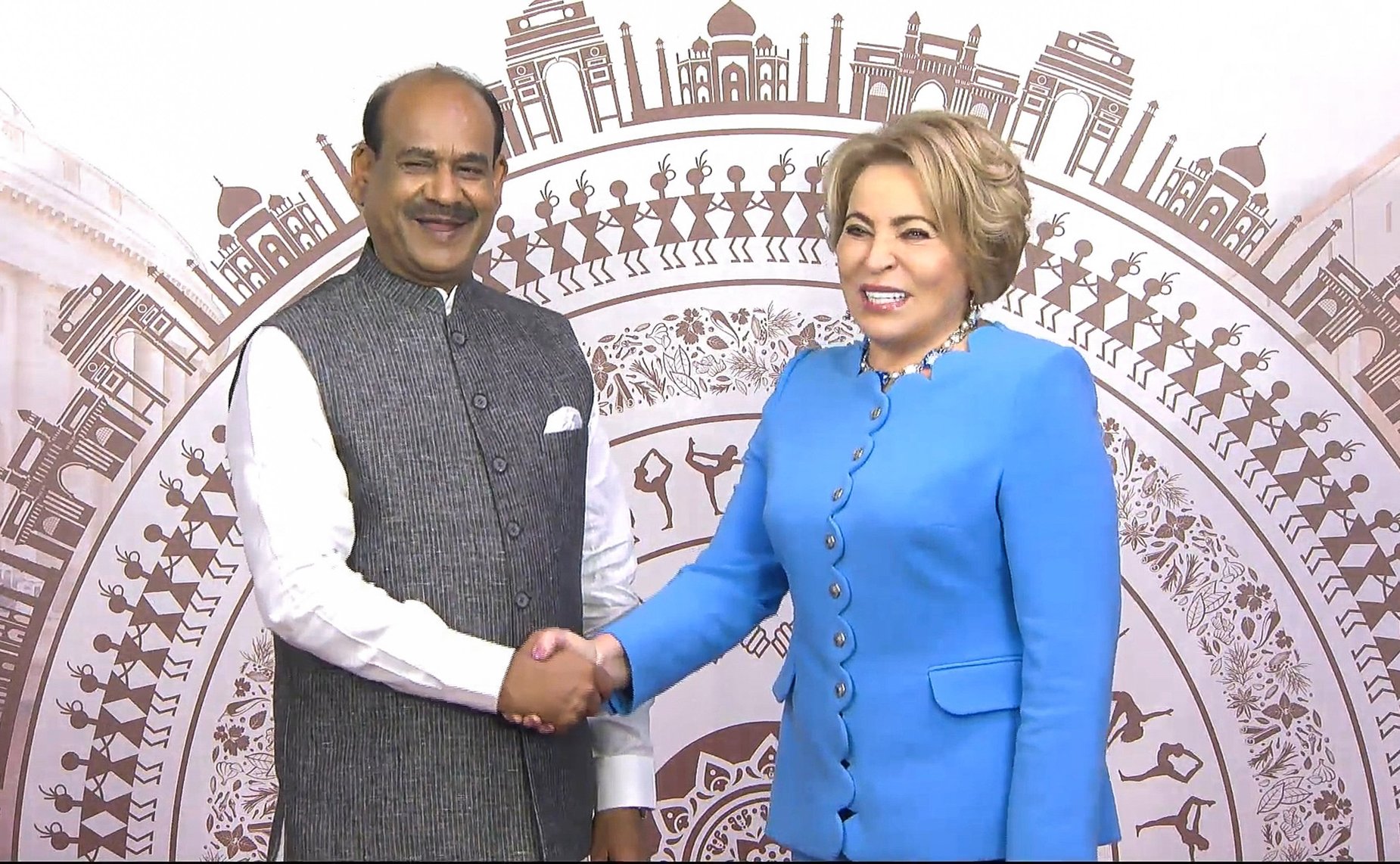 Делегация Федерального Собрания РФ во главе с Председателем Совета Федерации Валентиной Матвиенко прибыла в Индию