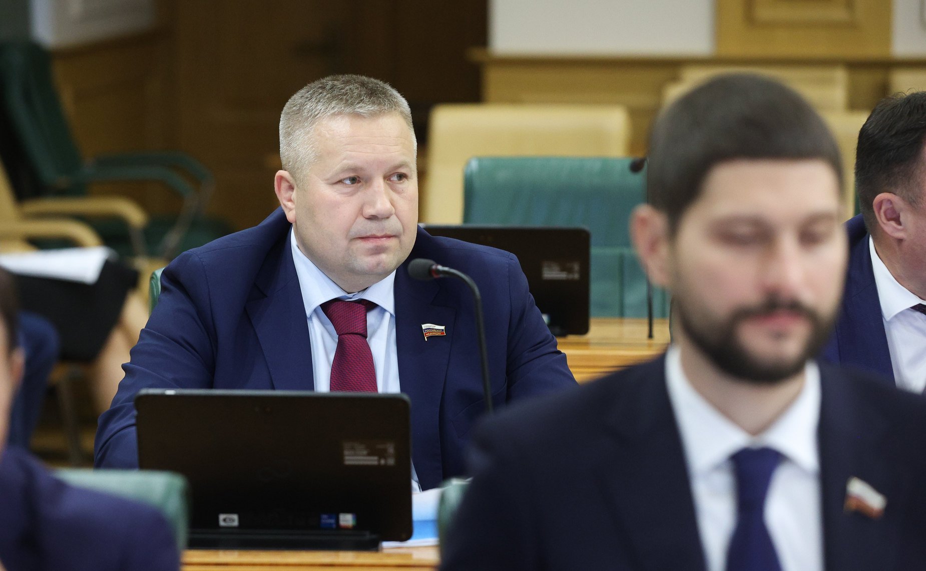 Денис Гусев