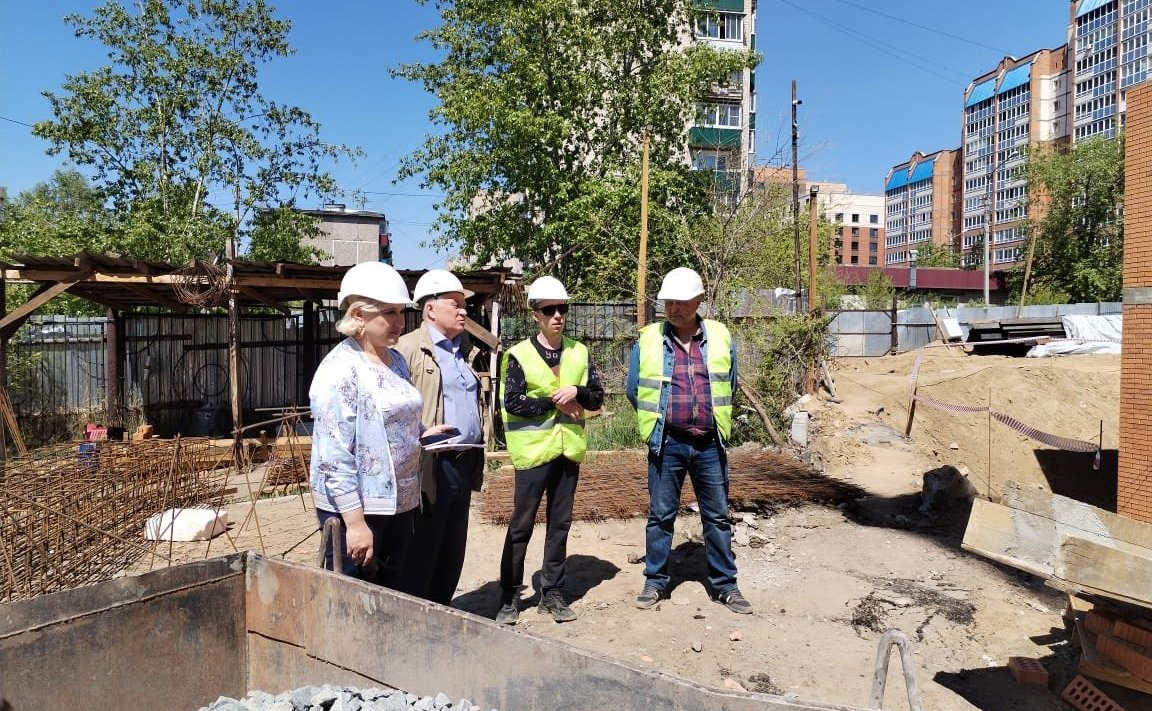 Баир Жамсуев и Сергей Михайлов в ходе работы в регионе оценили ход строительства и реконструкции социальных объектов в Чите