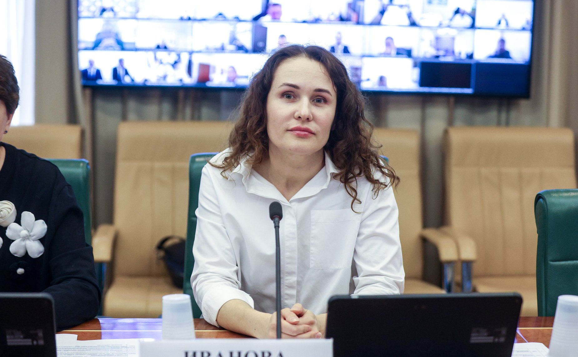 Круглый стол Комитета СФ по экономической политике «О правоприменительной практике в части недискриминационного доступа операторов связи к инфраструктуре многоквартирных домов в целях обеспечения граждан услугами связи»