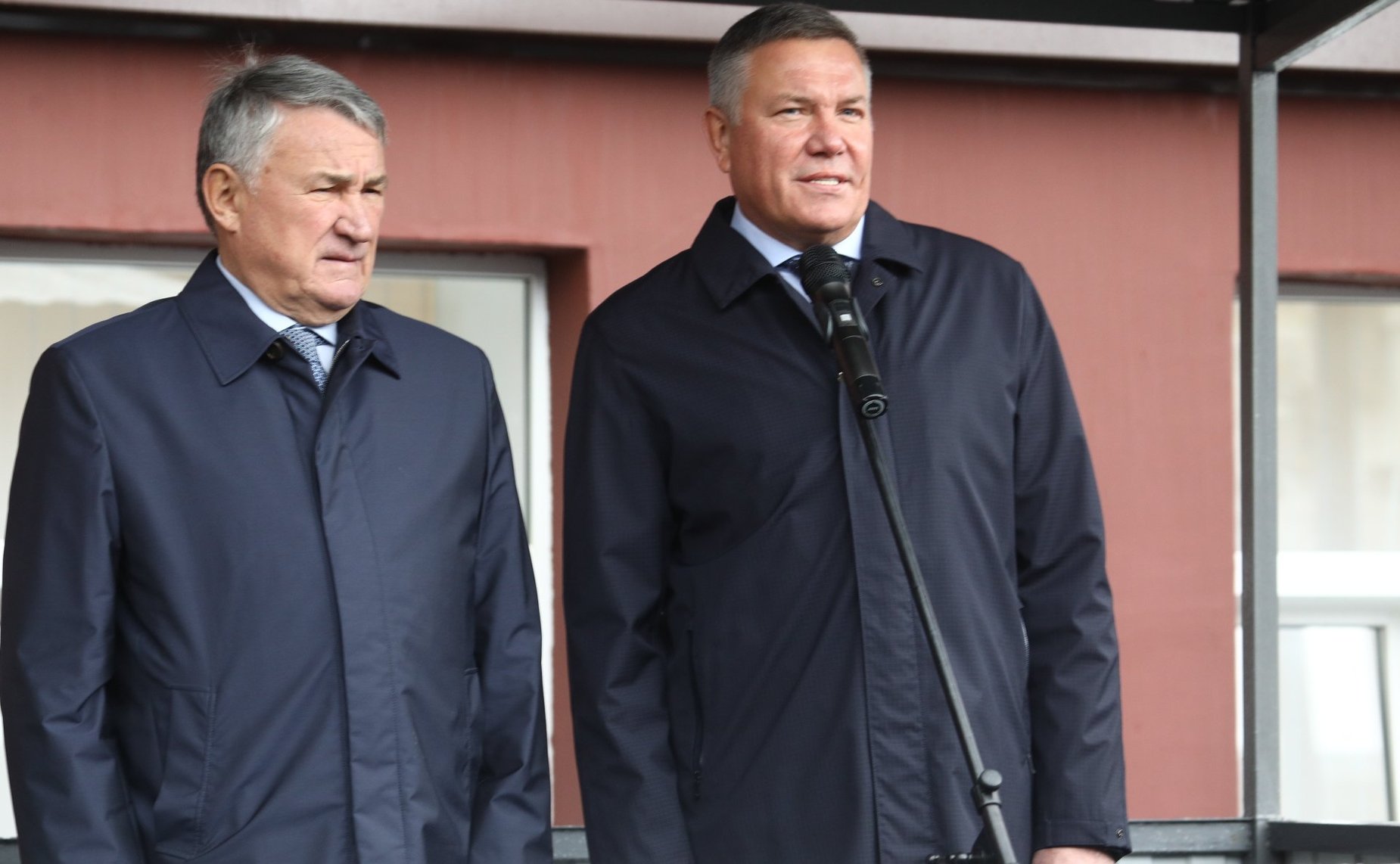 Заместитель Председателя СФ Юрий Воробьев и губернатором Вологодской области Олег Кувшинников приняли участие в торжественном открытии военного учебного центра