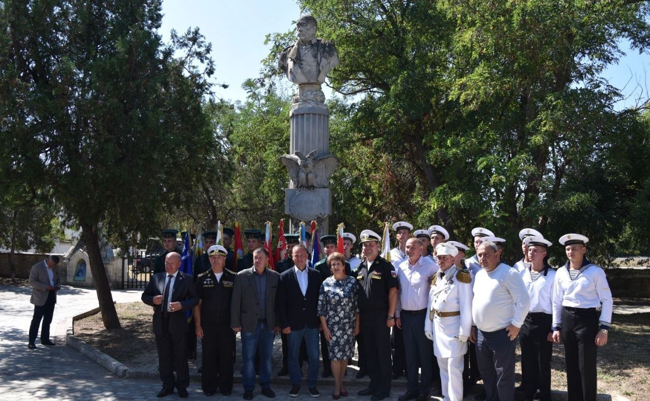 Екатерина Алтабаева приняла участие в митинге-реквиеме к 167-летию окончания Первой обороны Севастополя