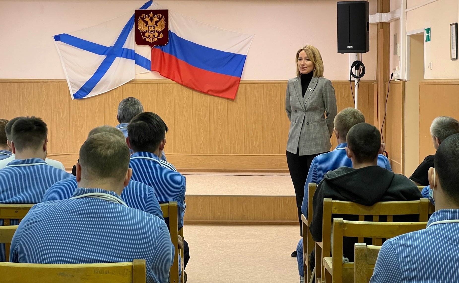 Татьяна Сахарова навестила в Военно-морском госпитале в Мурманской области проходящих лечение участников СВО