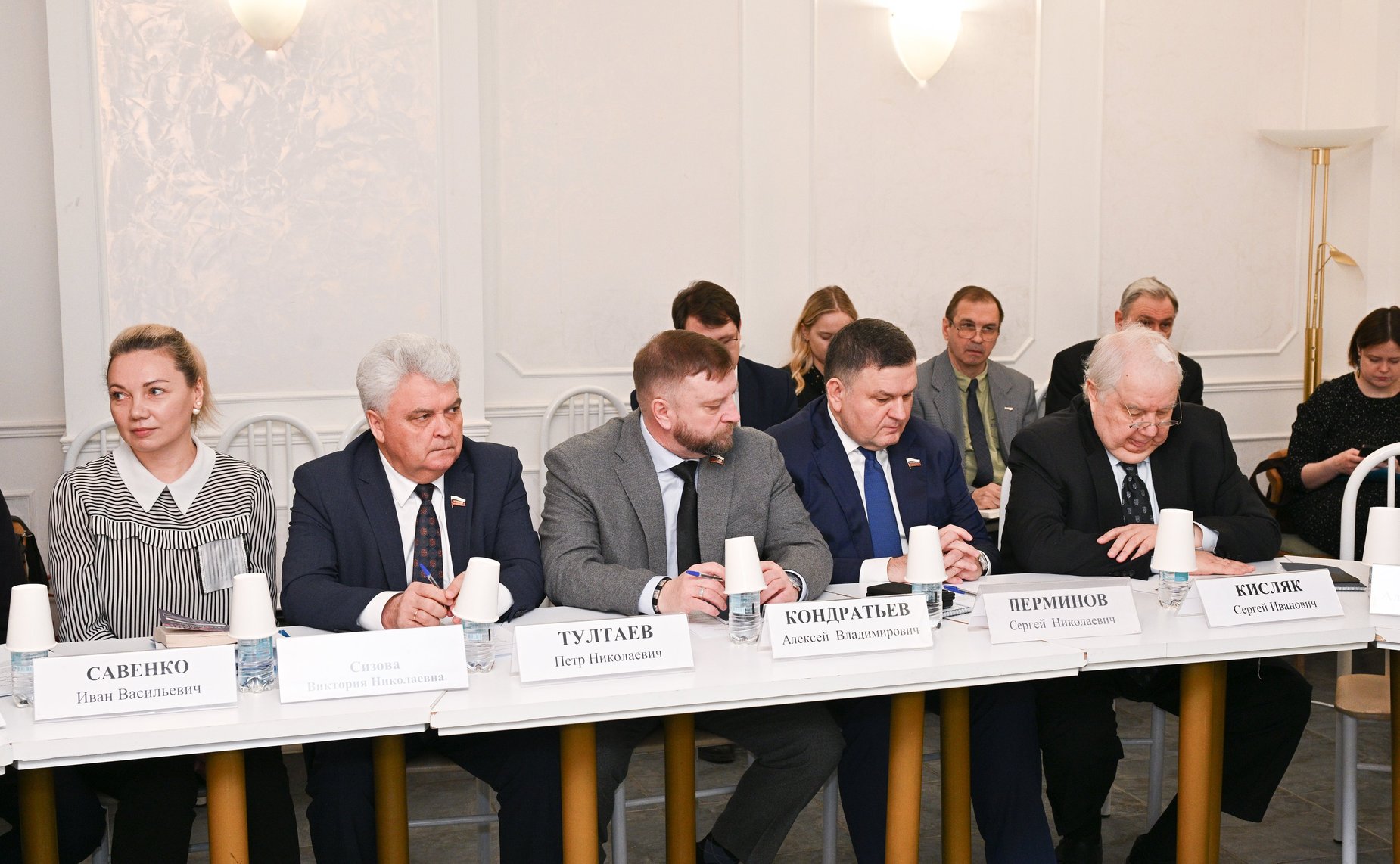 Круглый стол Комиссии СФ по информационной политике и взаимодействия со СМИ совместно с Союзом журналистов Москвы «Алгоритмы самозащиты: роль СМИ в схватке с кибермошейничеством»