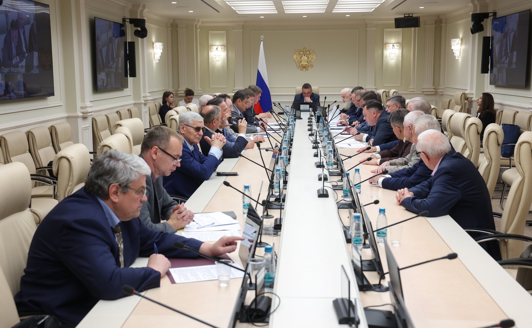 Заседание Комитета Совета Федерации по Регламенту и организации парламентской деятельности