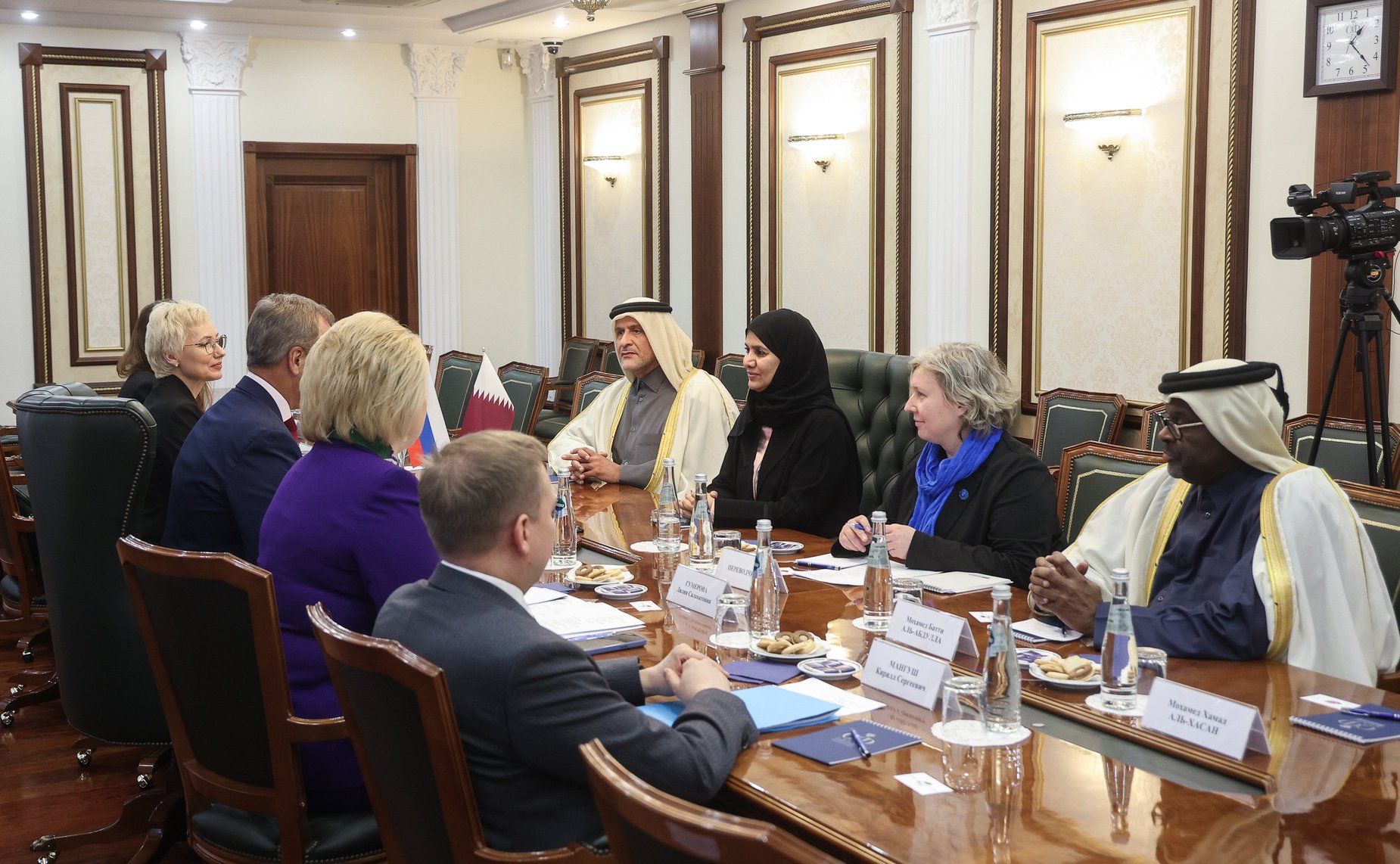 Первый заместитель Председателя Совета Федерации Андрей Яцкин провел встречу с заместителем Председателя Консультативного Совета Государства Катар Хамдой Аль-Сулейти