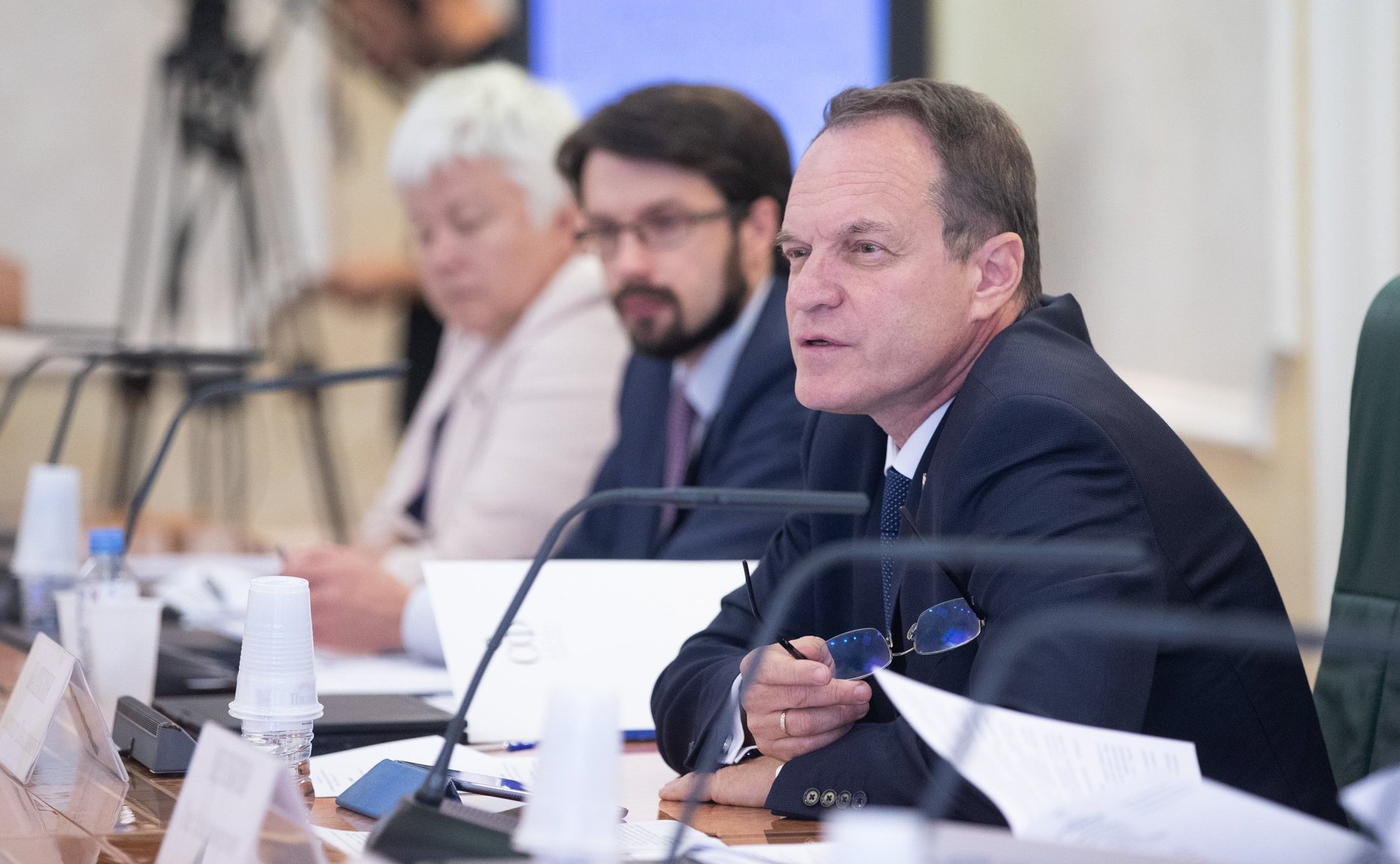 «Круглый стол» на тему «О совершенствовании законодательства РФ в части дифференциации административной ответственности за различные виды правонарушений в сфере обращения с отходами производства и потребления»