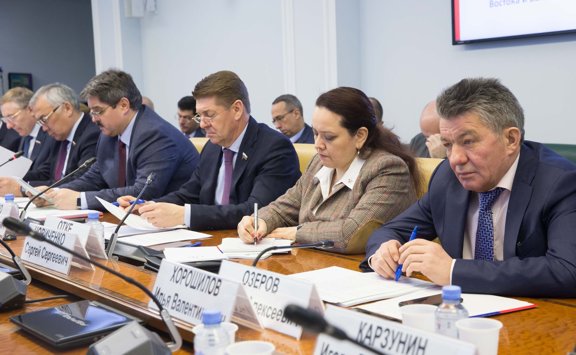 «Круглый стол» по вопросам реализации государственной программы РФ «Социально-экономическое развитие Дальнего Востока и Байкальского региона»