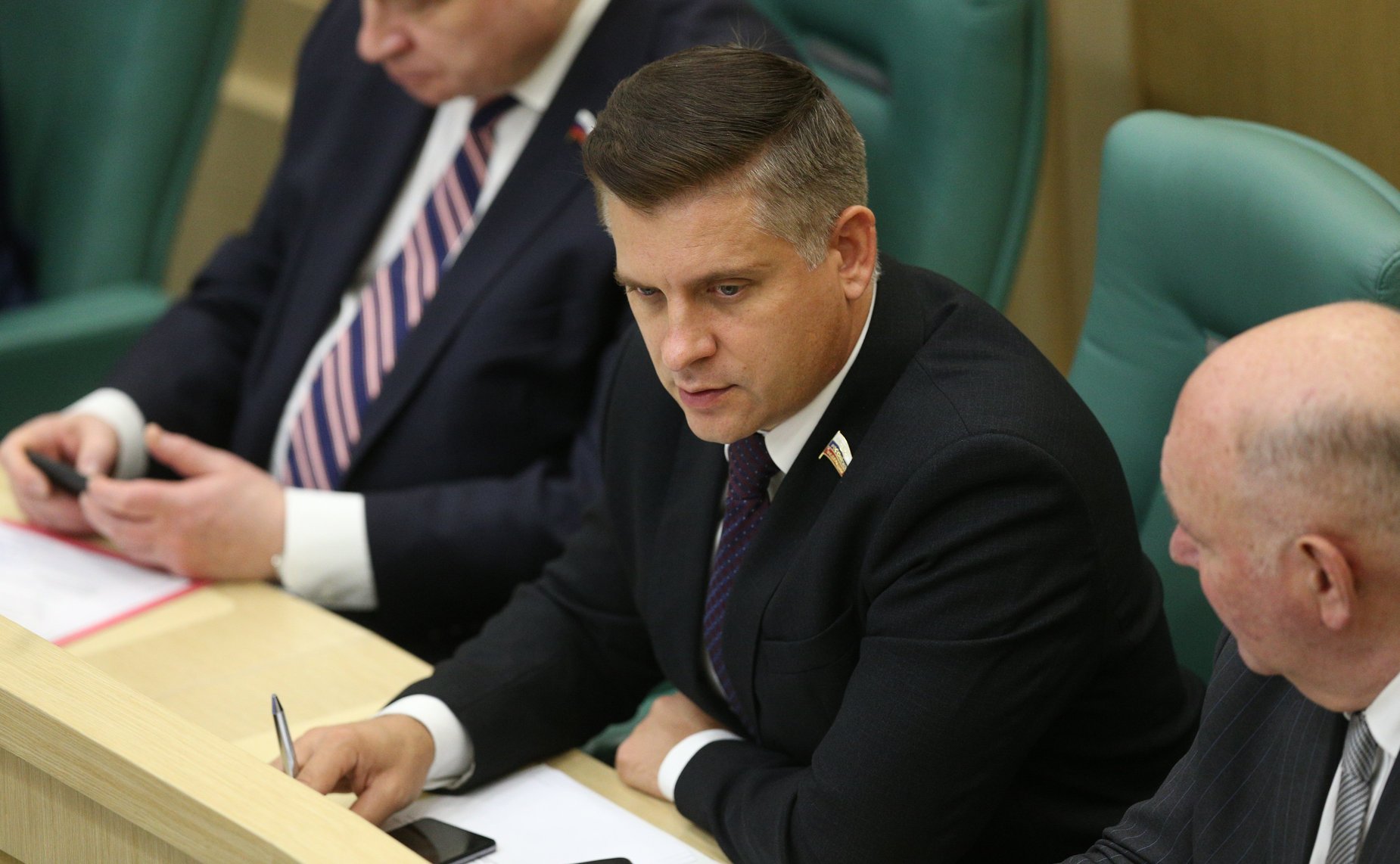 Юрий Архаров