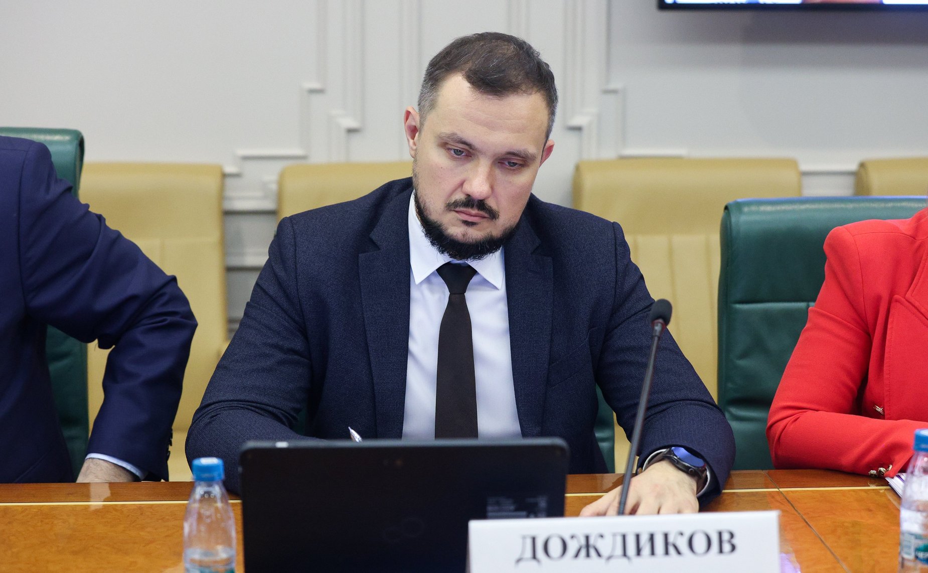 Совещание Комитета Совета Федерации по экономической политике «Поддержка внутреннего спроса и предложения в промышленности как основа для экономического подъема России»