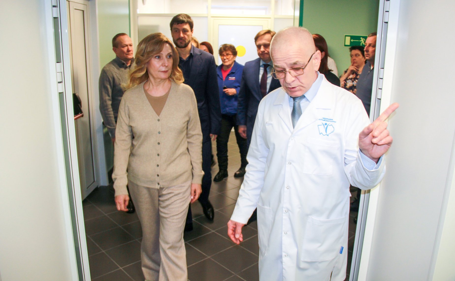 Рабочий визит заместителя Председателя Совета Федерации Инны Святенко в Алтайский край. Cенаторы посетили Смоленскую центральную районную больницы