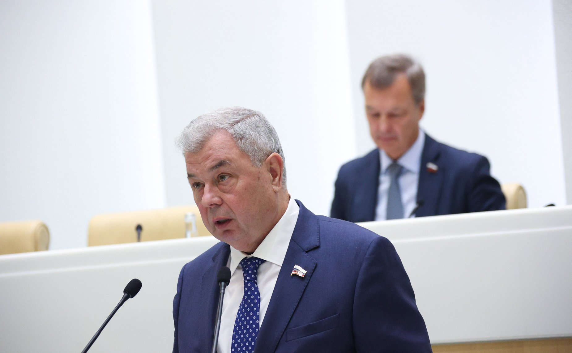 Анатолий Артамонов