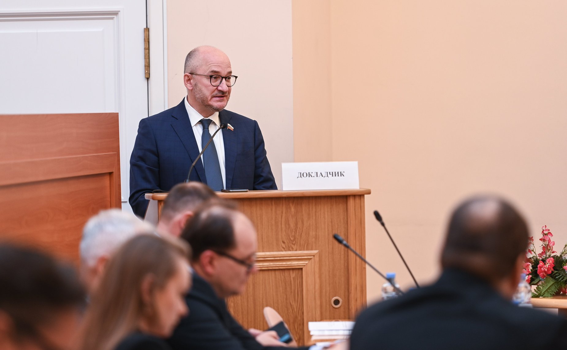 Олег Цепкин