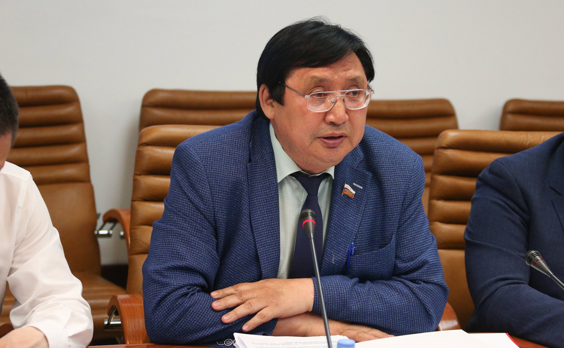 Александр Акимов