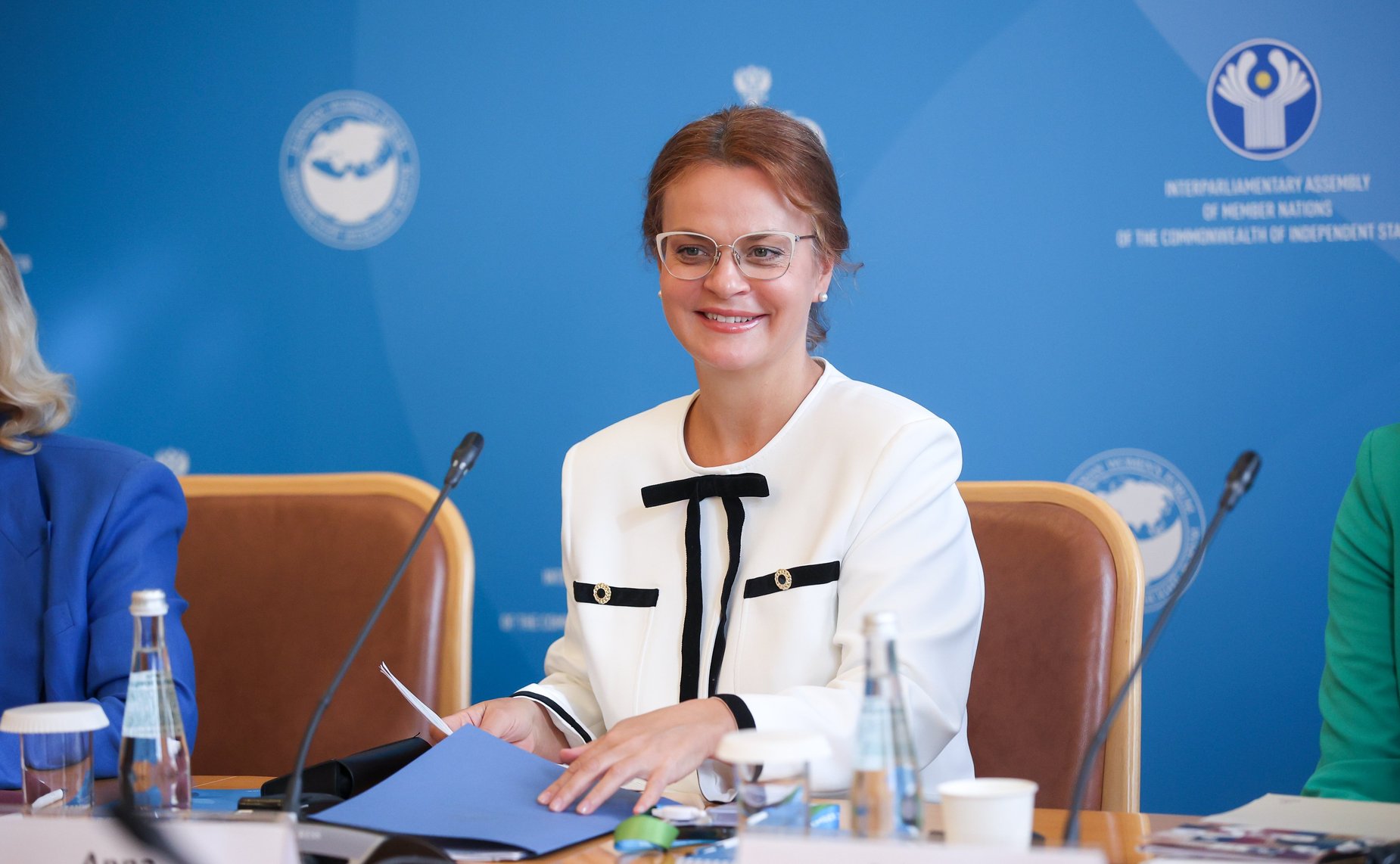 IV Евразийский женский форум. Тематическая сессия «Миссия женщин: от материнства до служения миру»