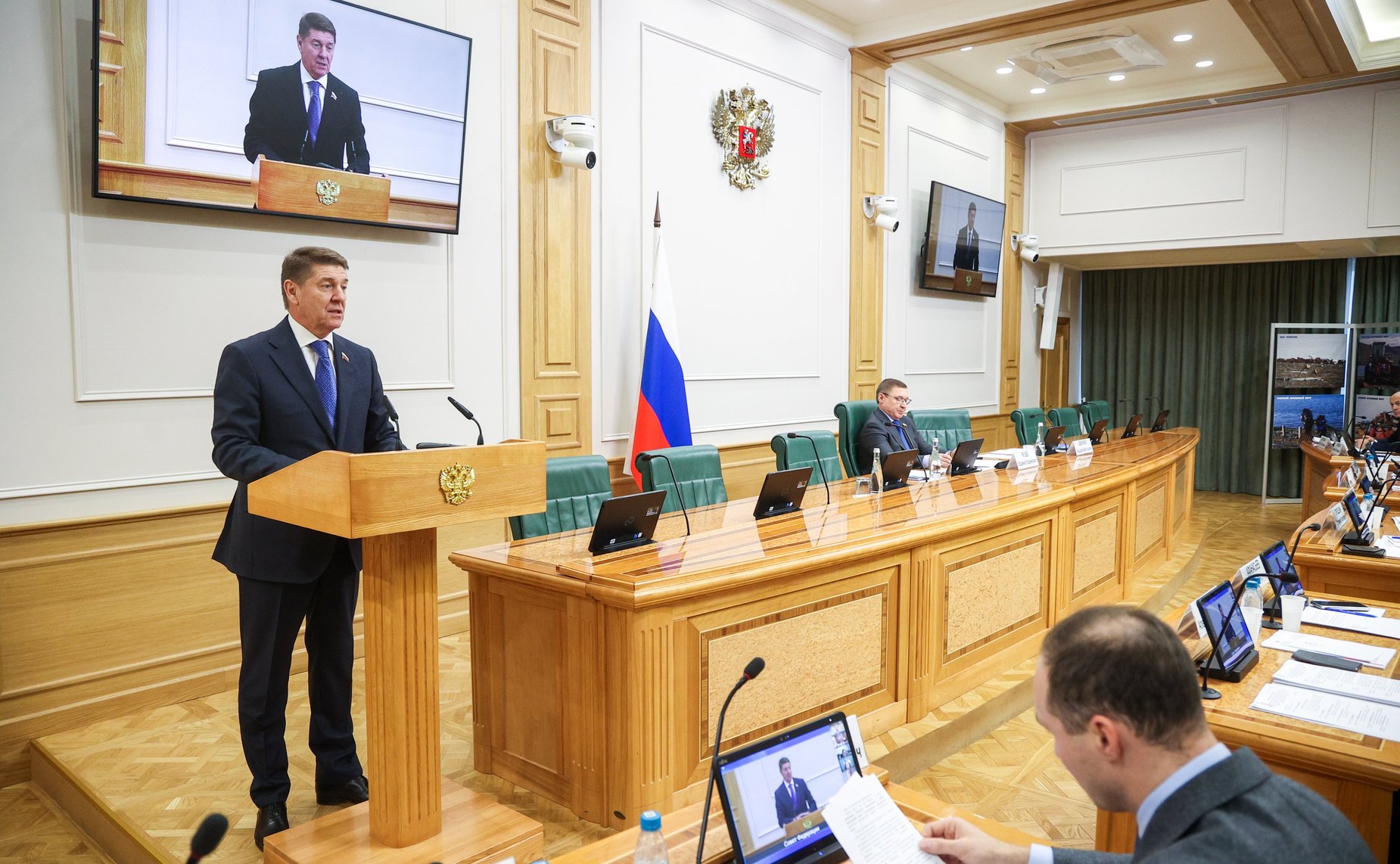 Заседание Совета по вопросам развития Дальнего Востока, Арктики и Антарктики на тему «Правовое регулирование вопросов обращения с отходами производства и потребления в населенных пунктах Арктики»
