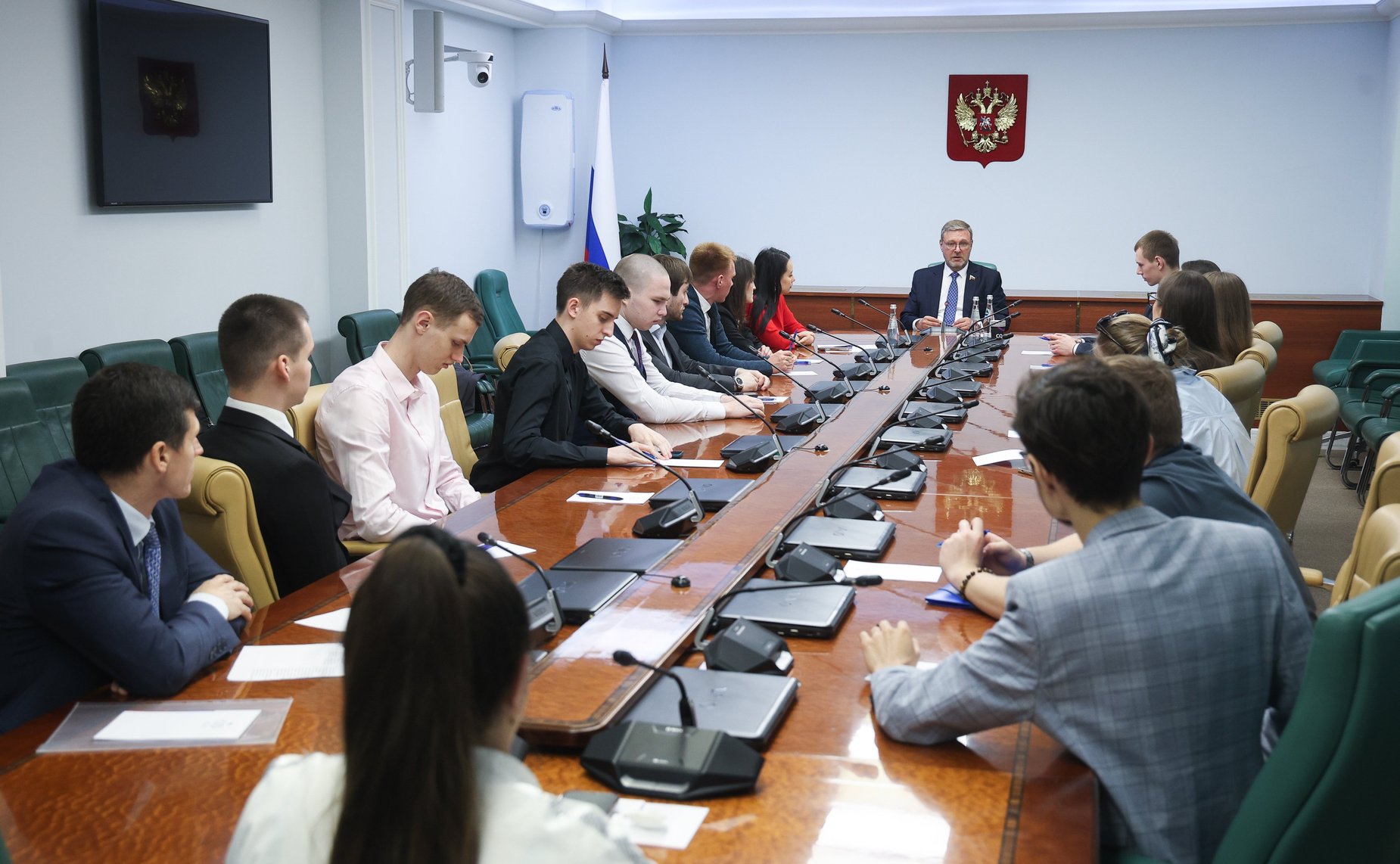 Заместитель Председателя Совета Федерации Константин Косачев провел встречу со студентами – уроженцами Республики Марий Эл, обучающимся в высших учебных заведениях Москвы