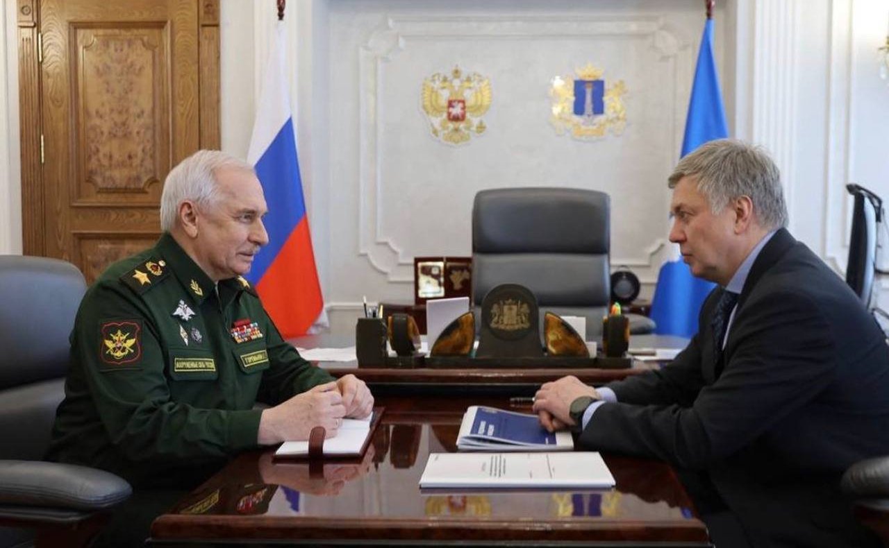 Сергей Рябухин принял участие в совещании по вопросам взаимодействия региона и Минобороны России