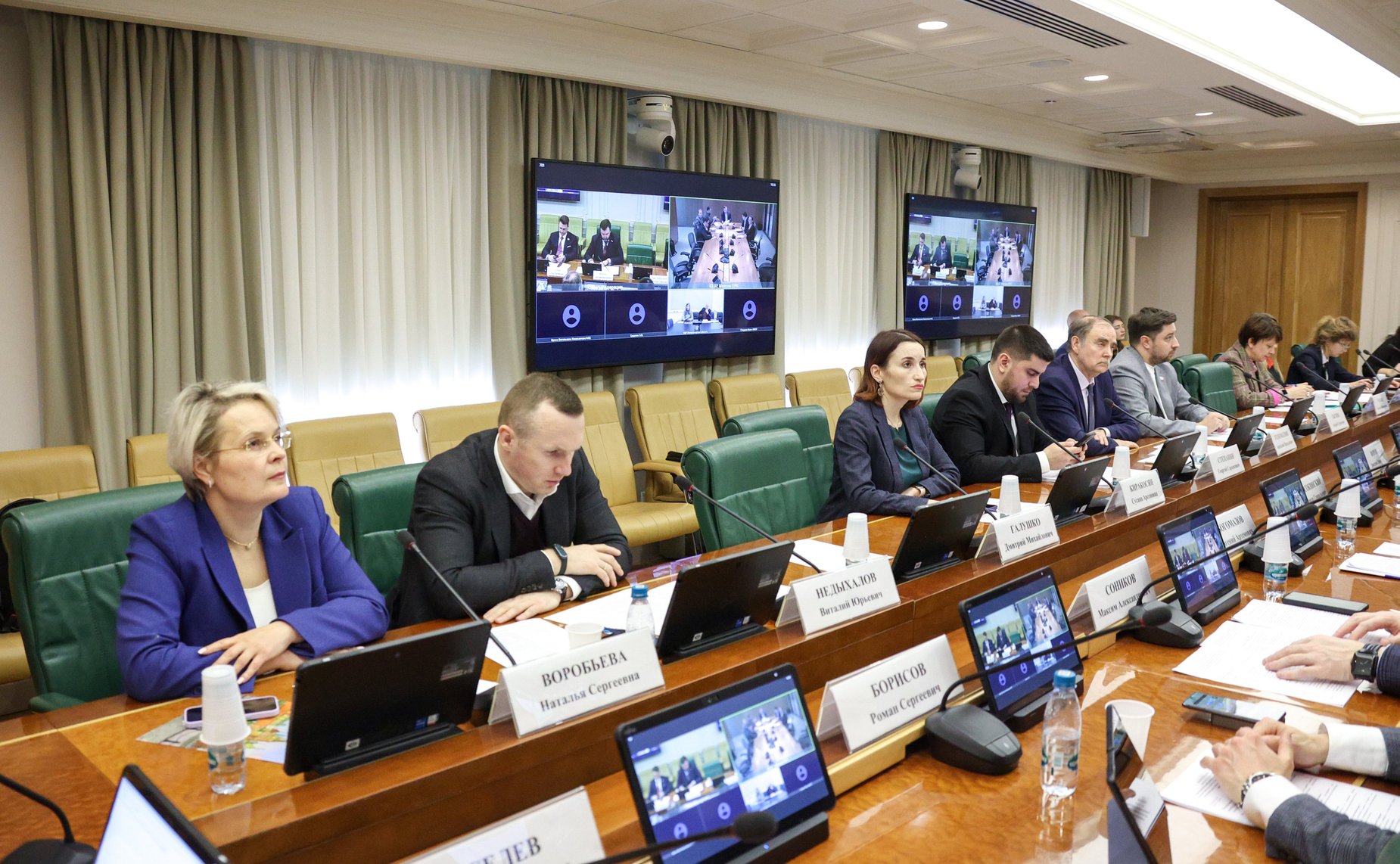 Круглый стол «О правоприменительной практике в части недискриминационного доступа операторов связи к инфраструктуре многоквартирных домов в целях обеспечения граждан услугами связи»