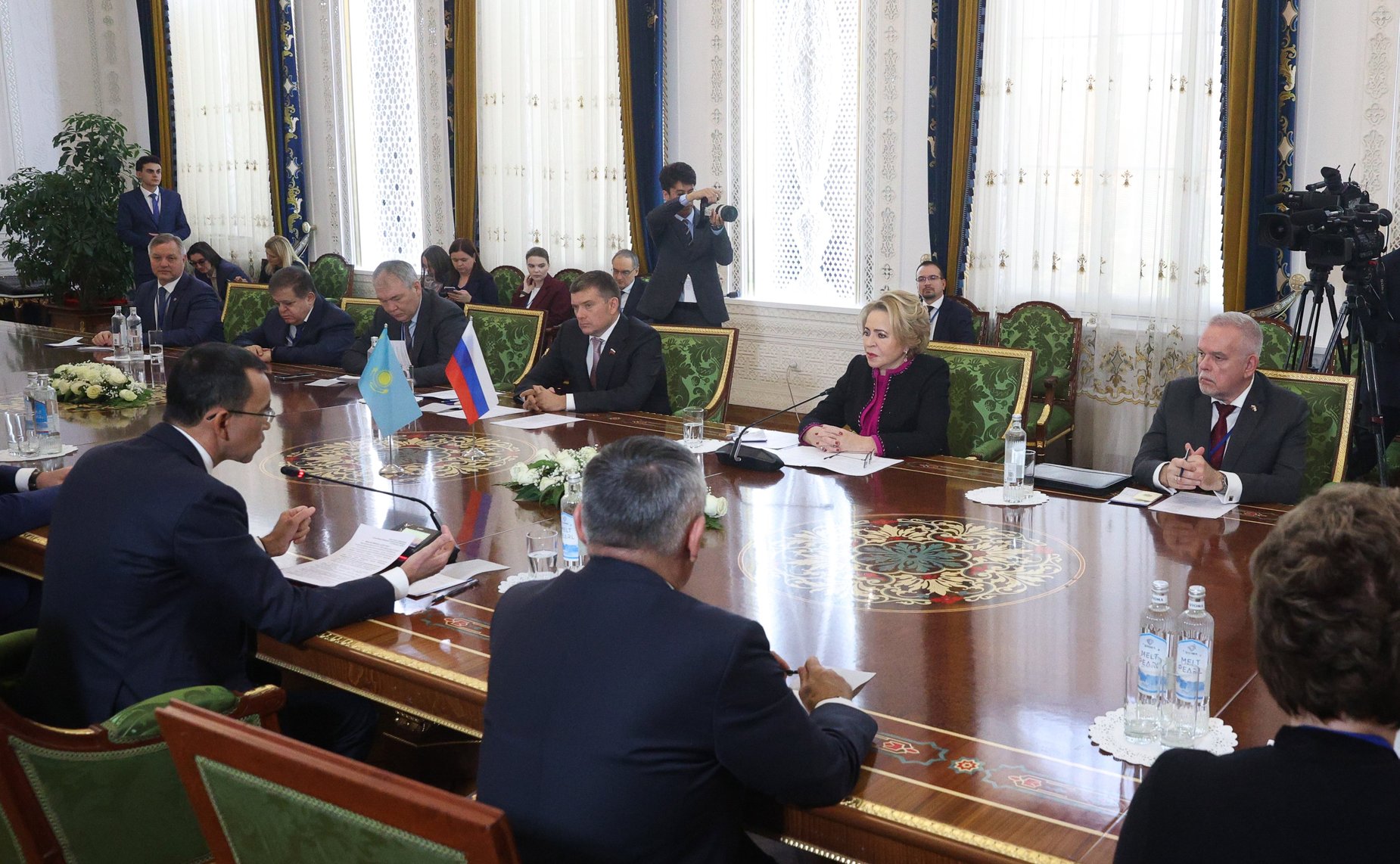 Встреча Председателя Совета Федерации Валентины Матвиенко с Председателем Сената Парламента Республики Казахстан Мауленом Ашимбаевым