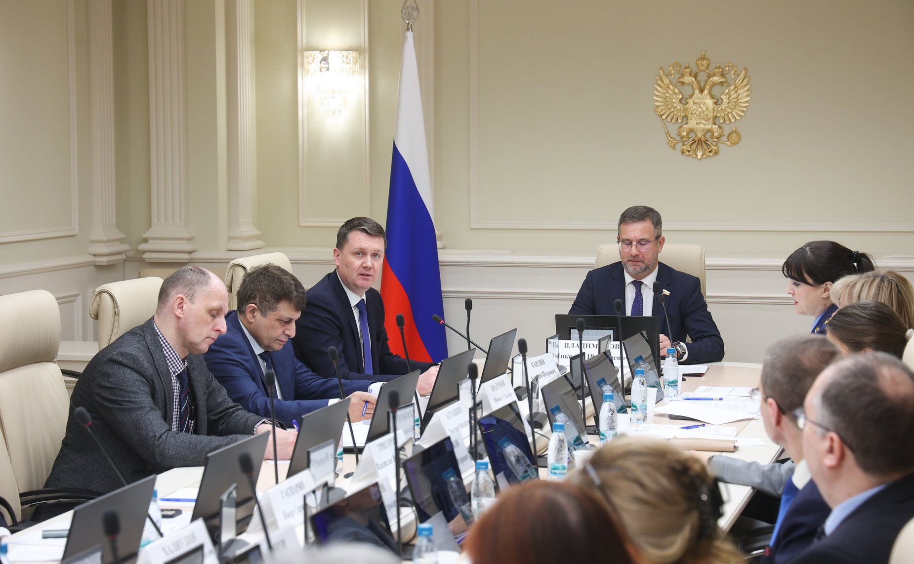 Круглый стол Комитета Совета Федерации по конституционному законодательству и государственному строительству на тему «Практика вынесения заочных приговоров в судебной системе РФ: перспективы законодательного регулирования»