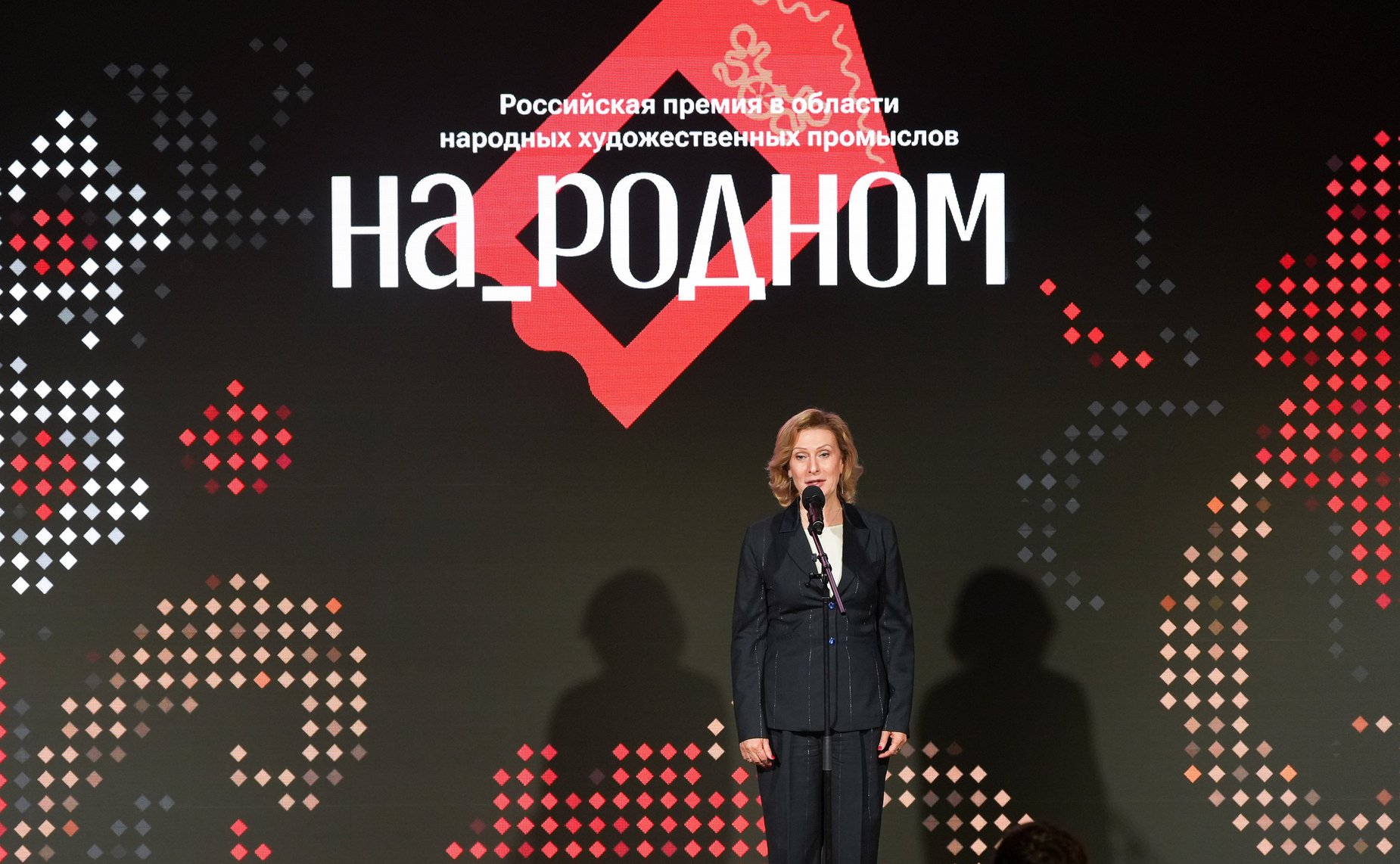 Инна Святенко