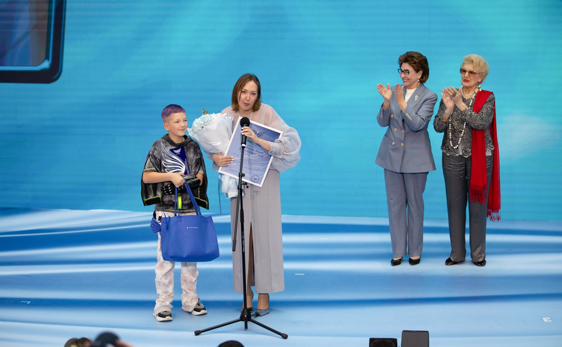 XXVIII Петербургский международный экономический форум (ПМЭФ’25). Показ международного конкурса адаптивной моды «На крыльях»