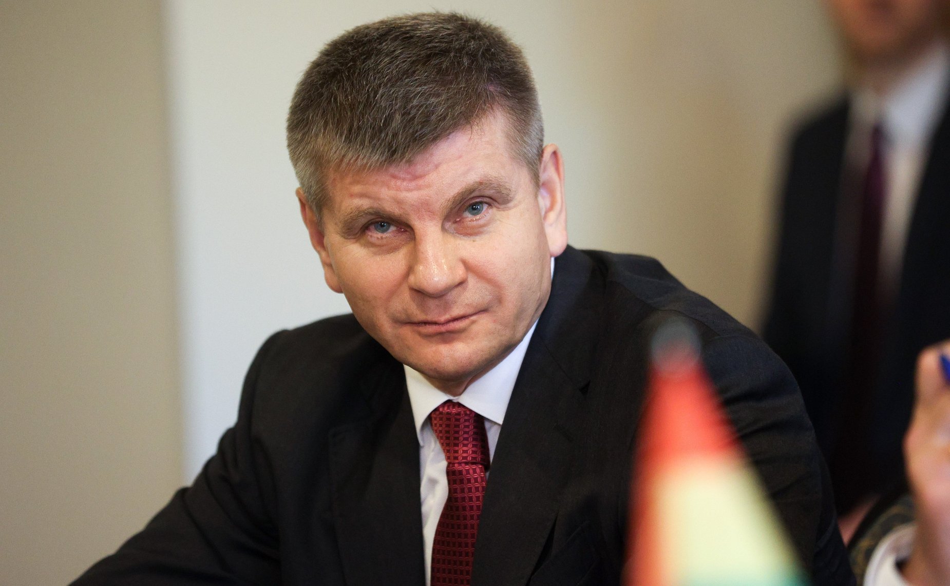 Геннадий Голов